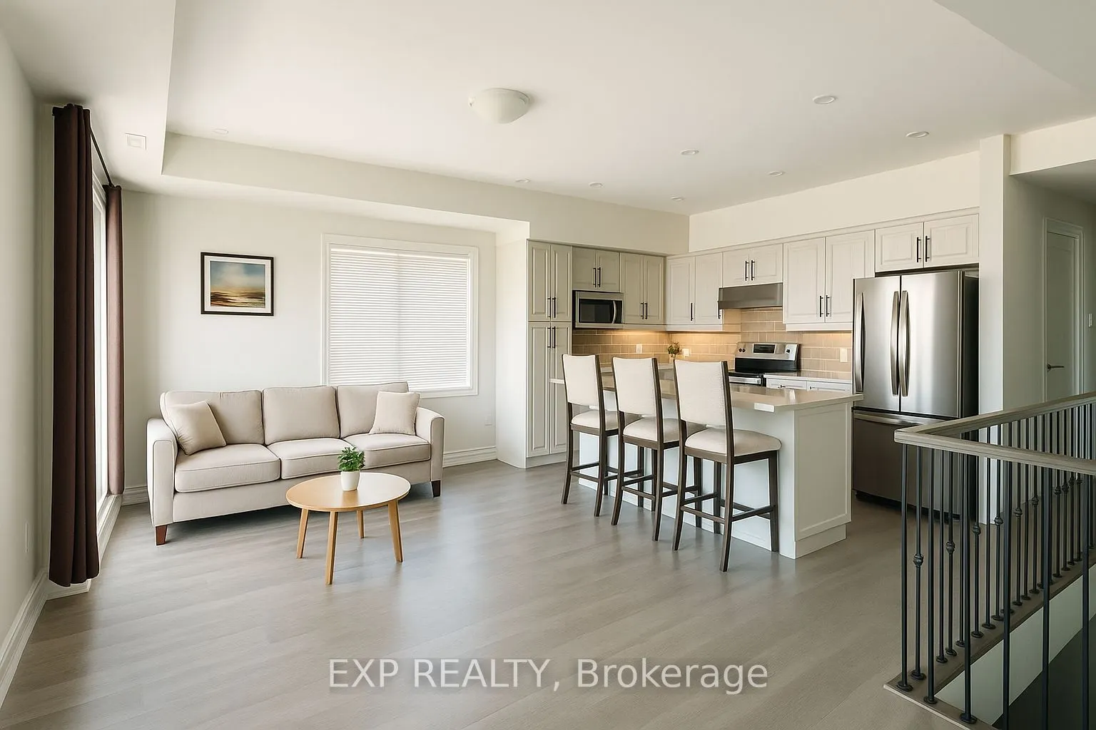 721 FRANKLIN Boulevard, #201