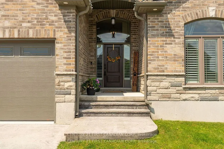 3 HARDY Court