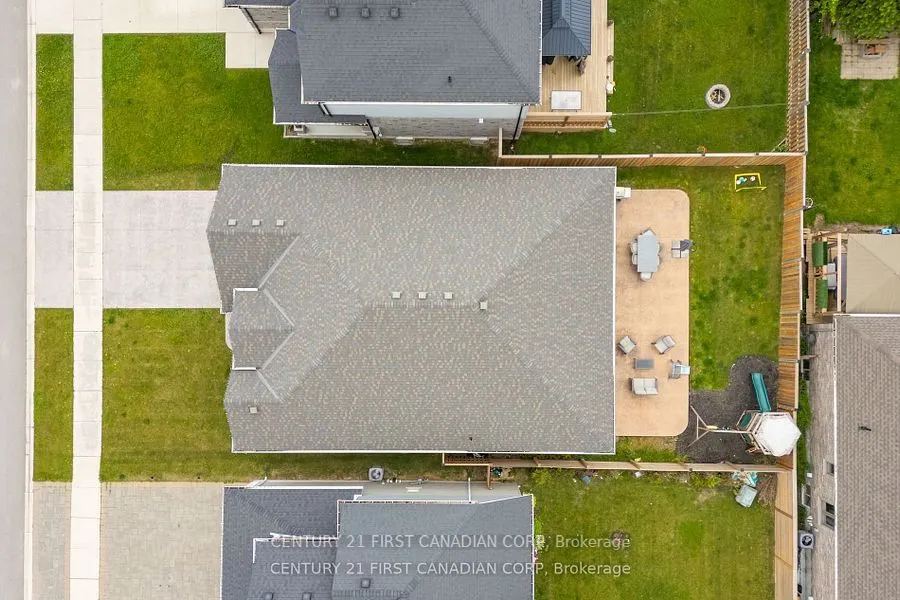 3 HARDY Court