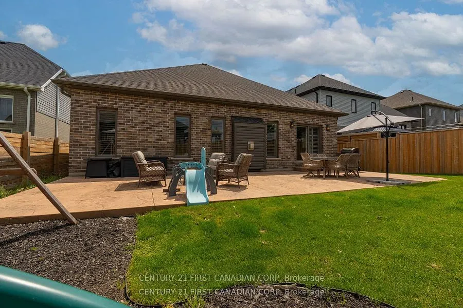 3 HARDY Court