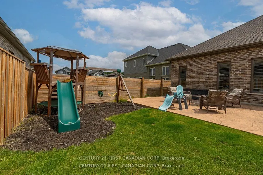 3 HARDY Court