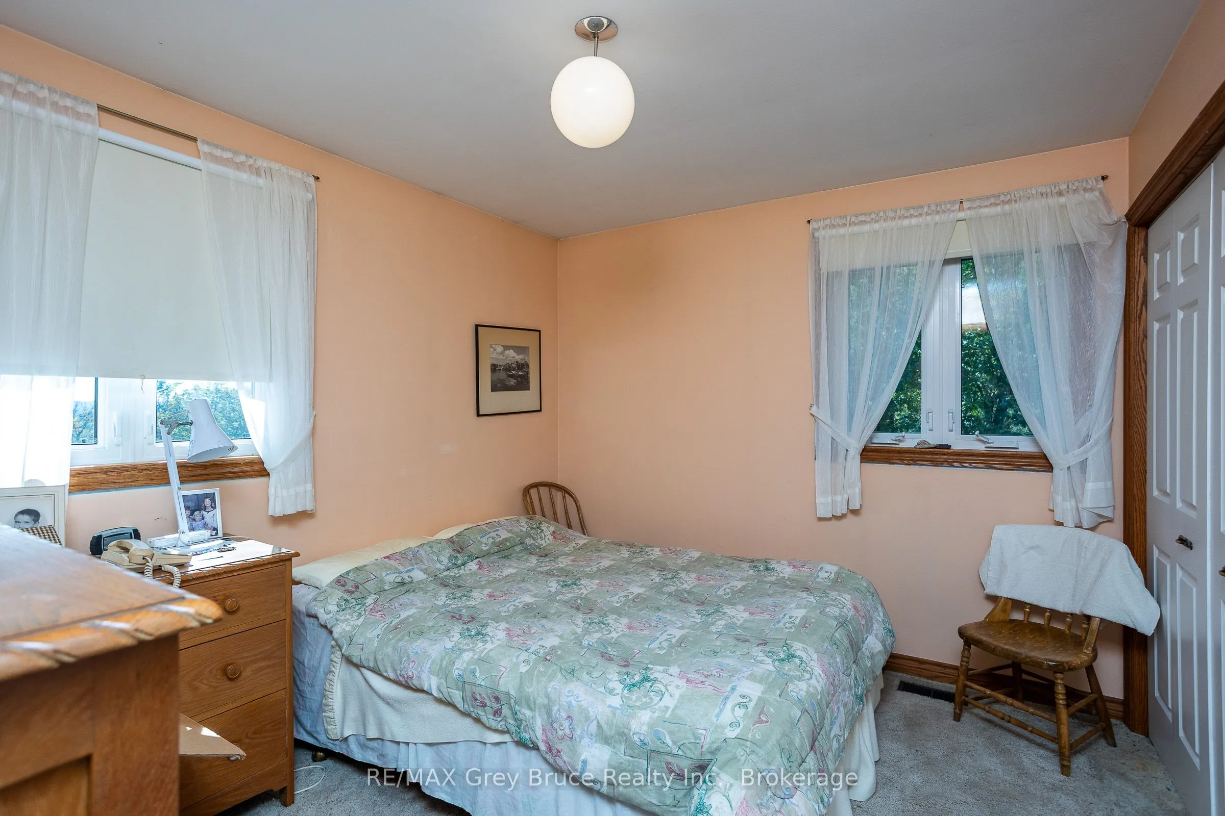 138558 Grey Rd 112 N