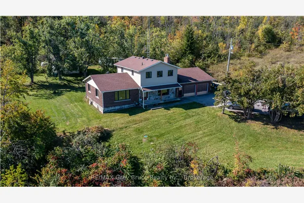 138558 Grey Rd 112 N