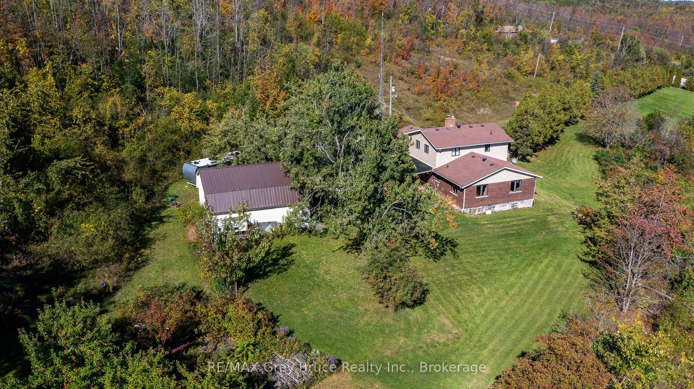 138558 Grey Rd 112 N