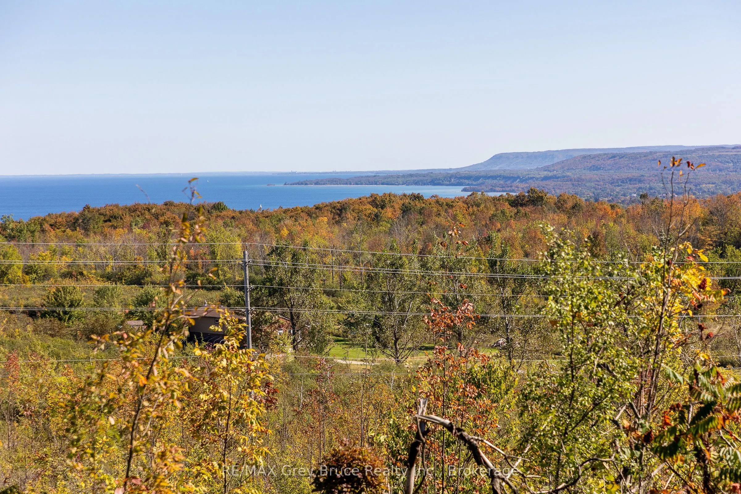 138558 Grey Rd 112 N