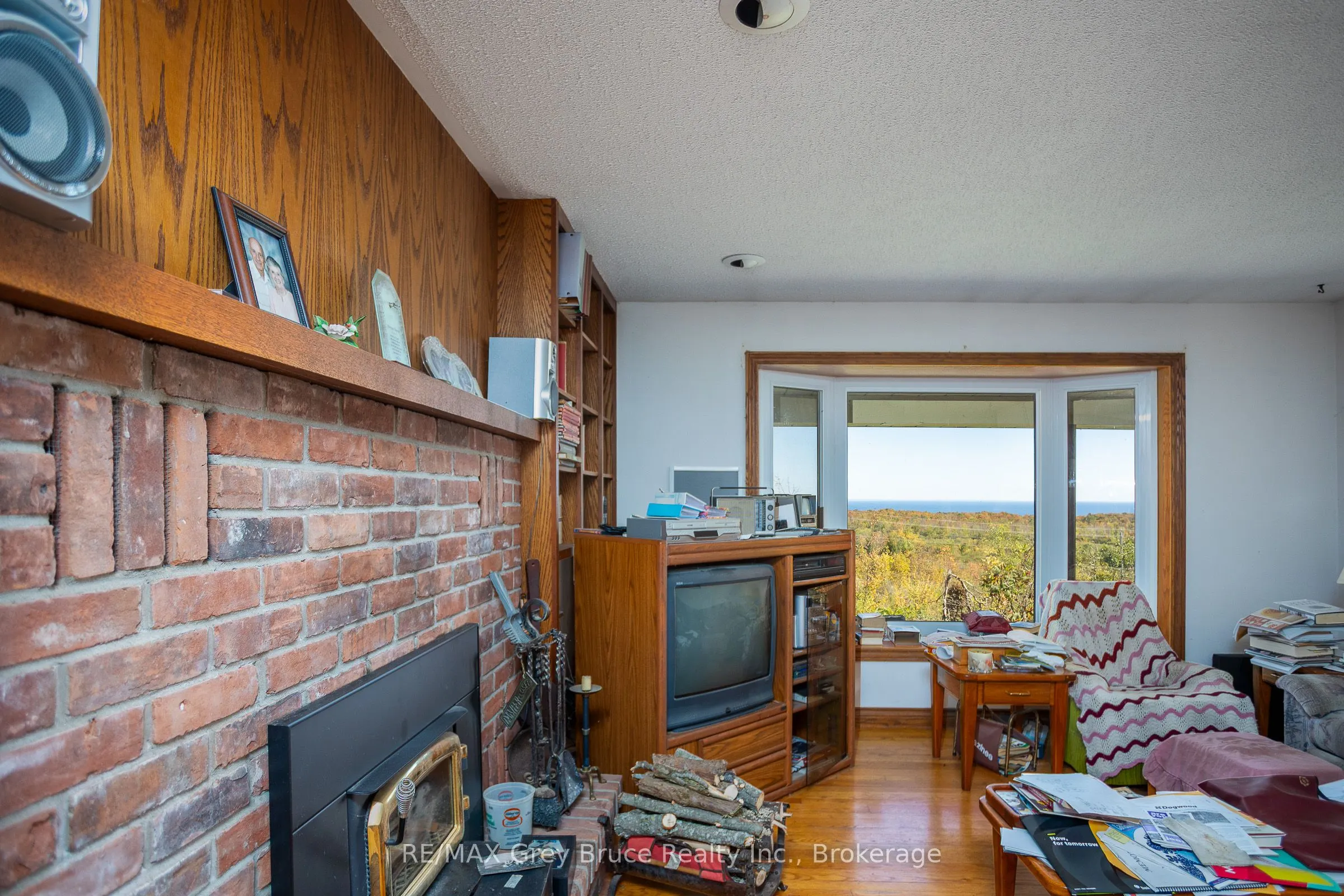 138558 Grey Rd 112 N