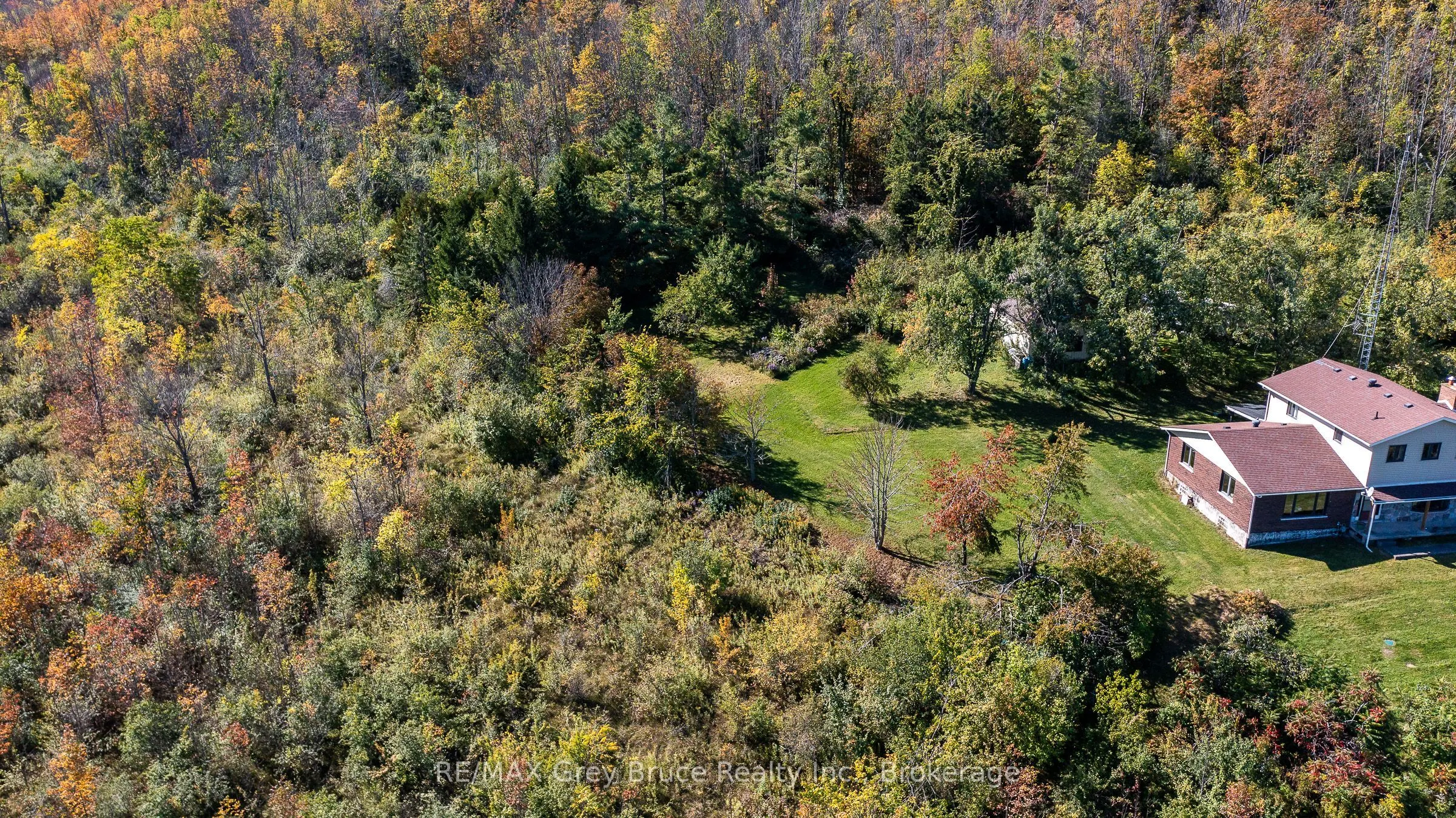 138558 Grey Rd 112 N