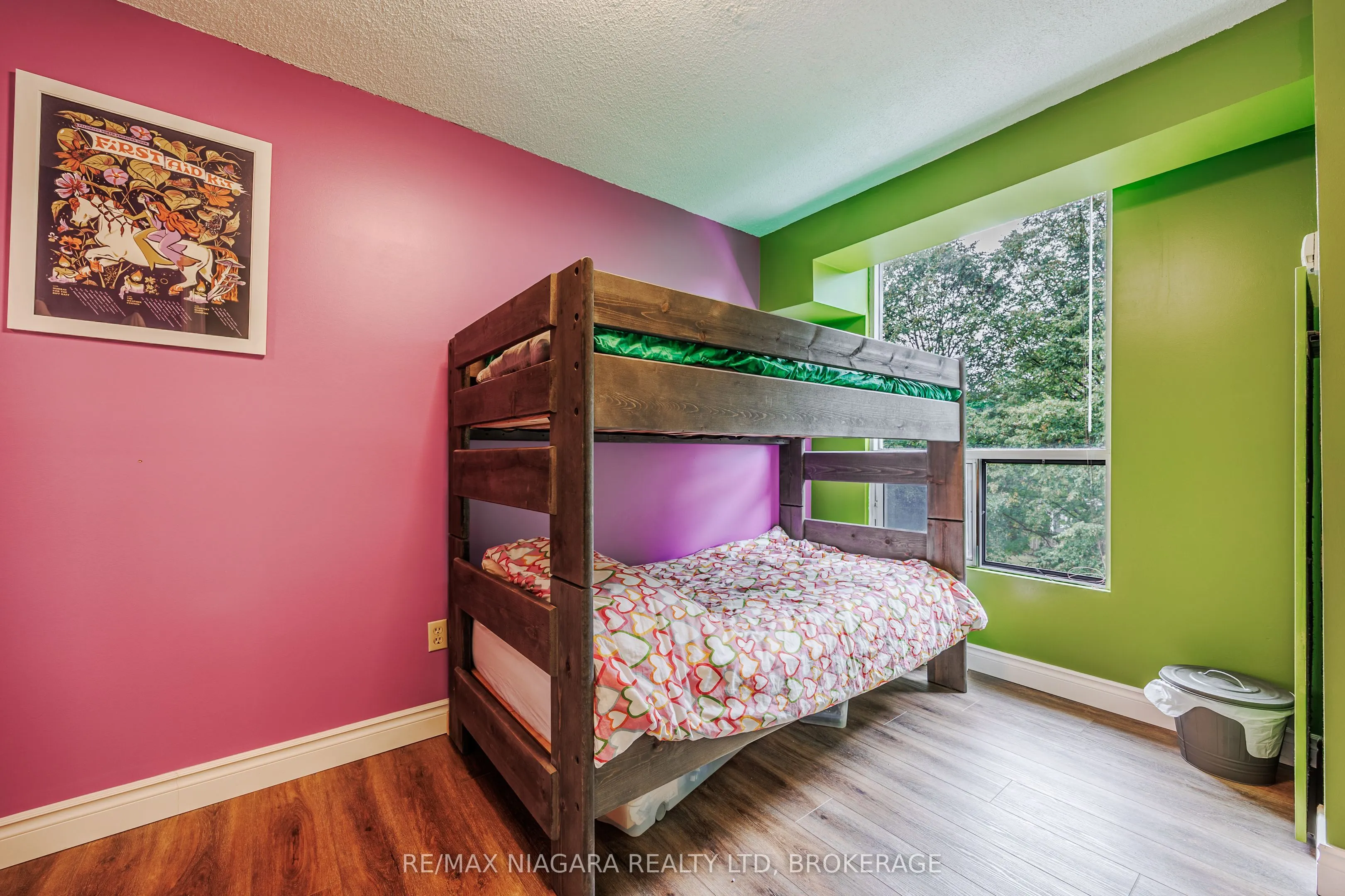 81 Scott Street, #307