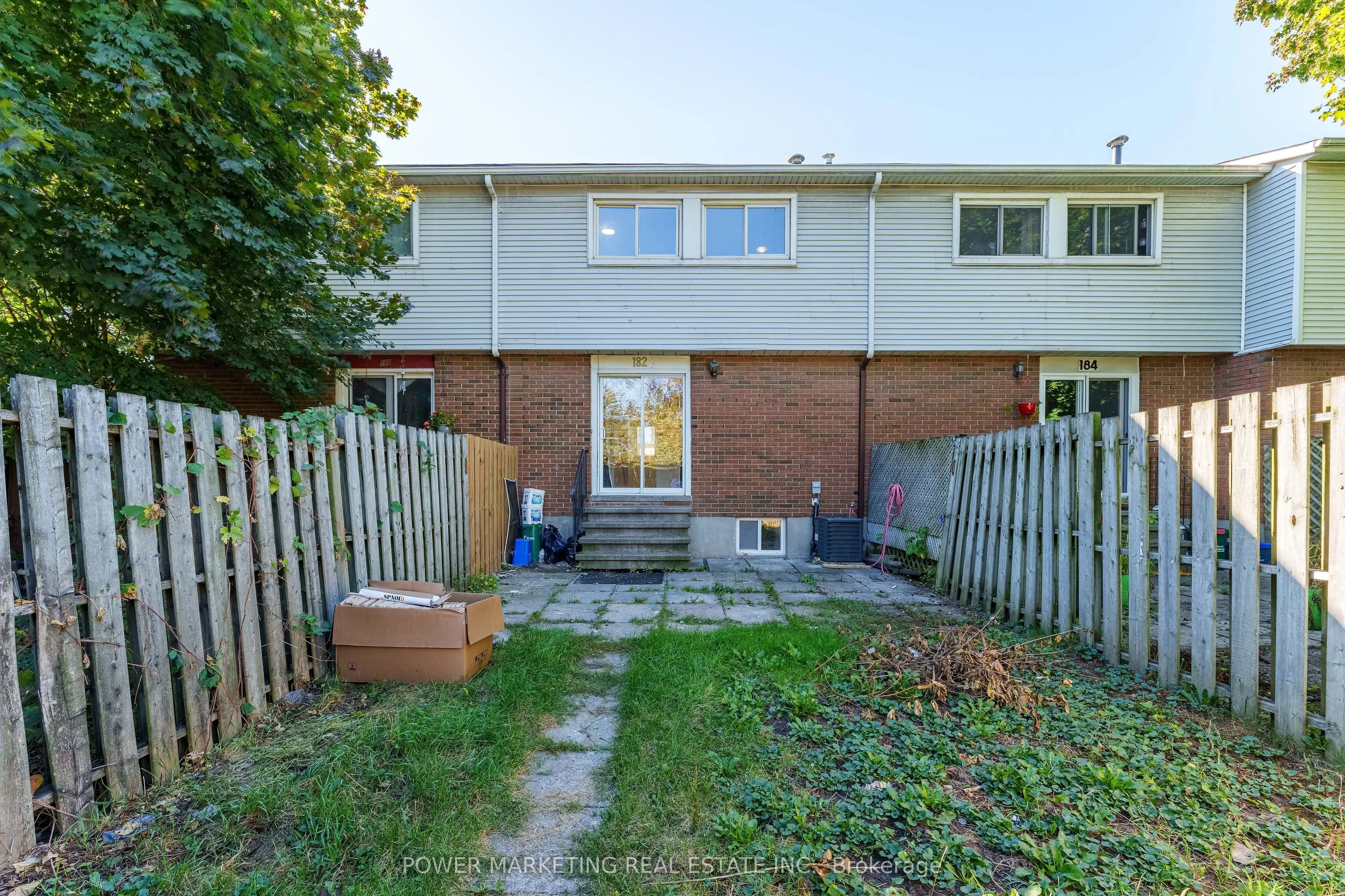 1045 MORRISON Drive, #182