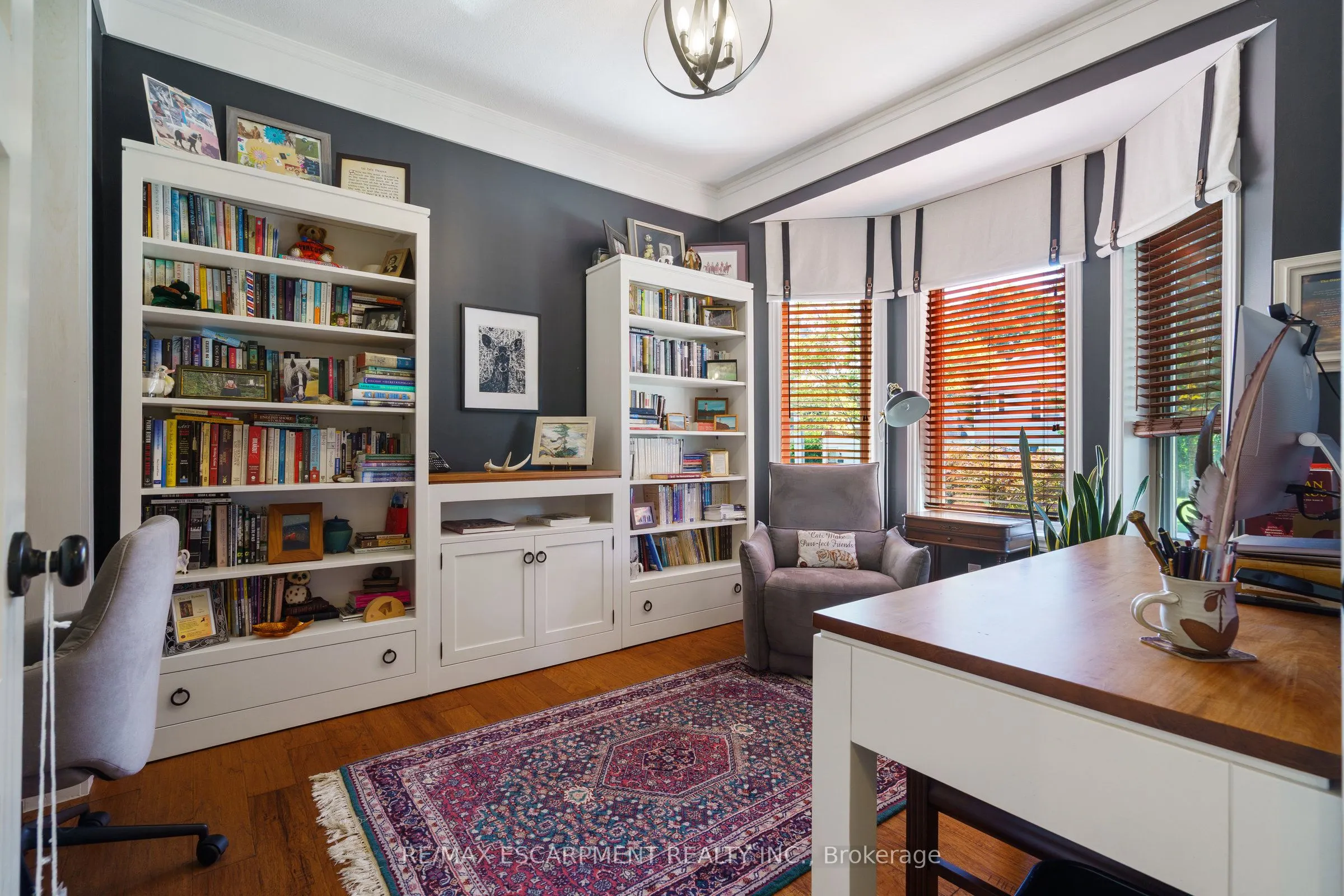 353 Park Street W