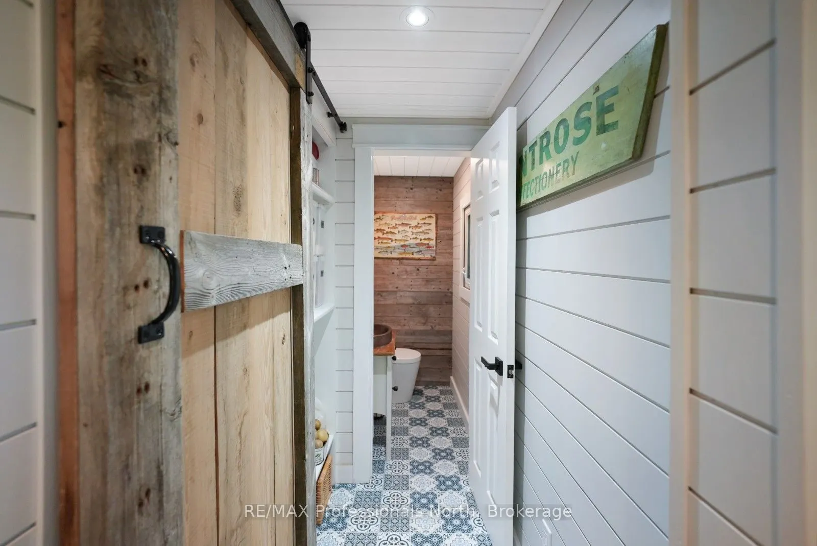 1005 Osgoode Road