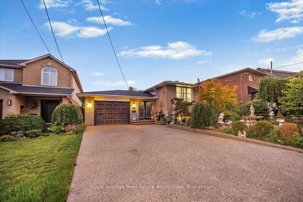 51 Picton Street W