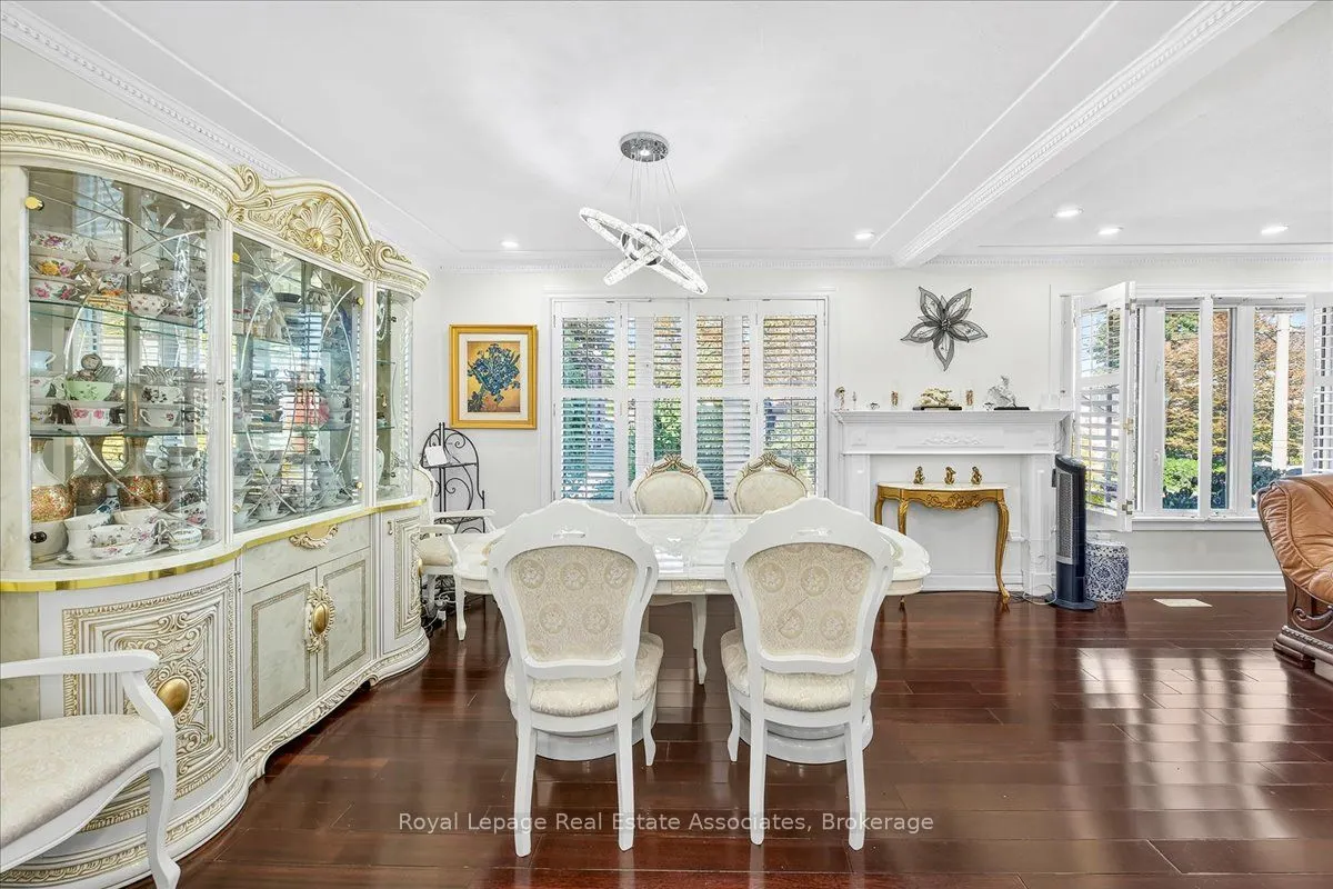 51 Picton Street W
