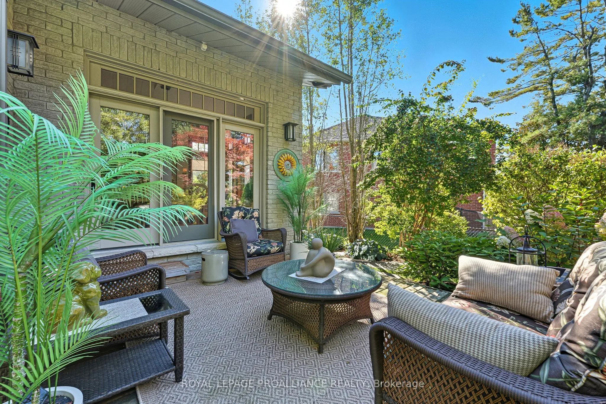 6 Birch Court