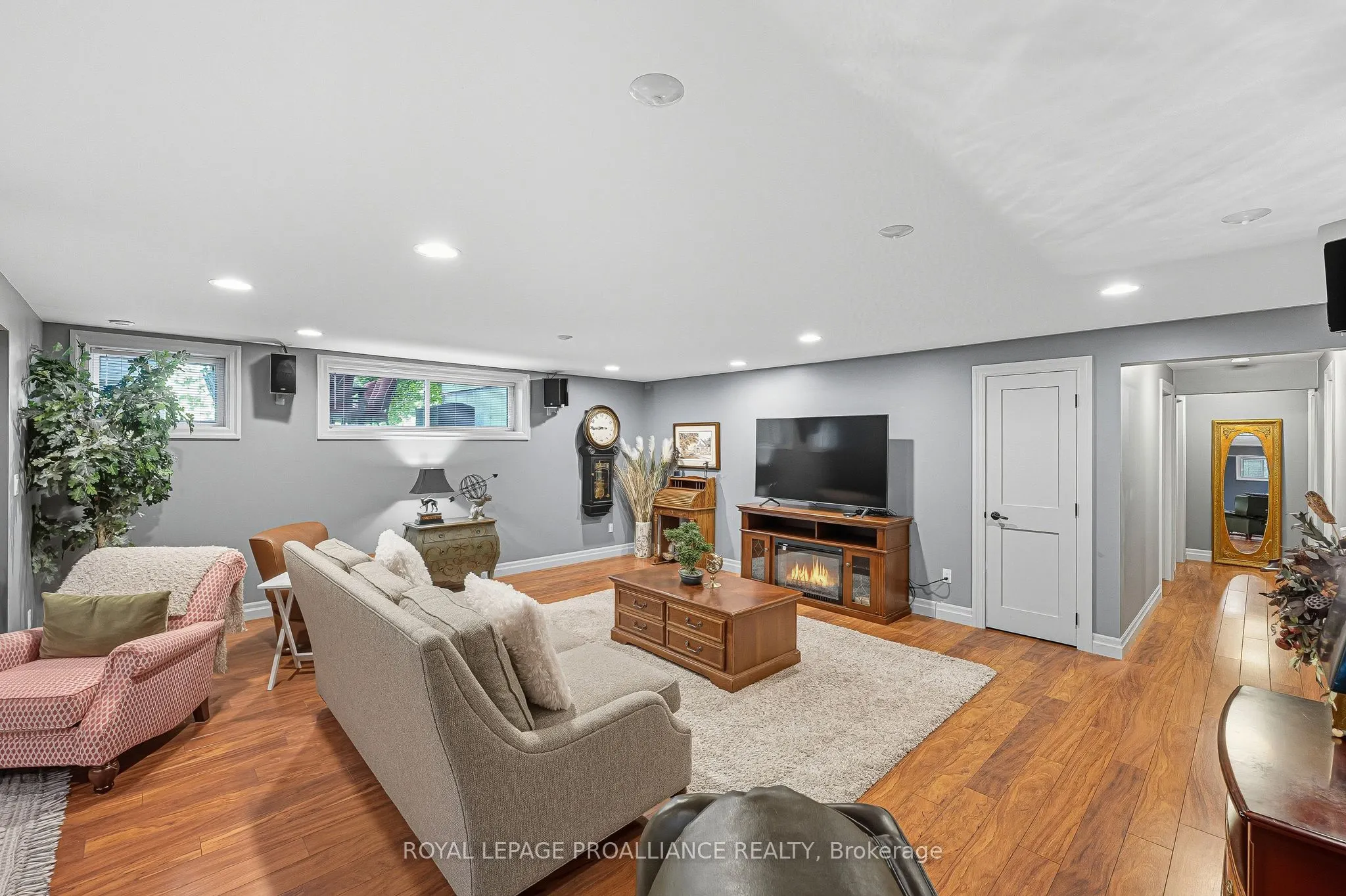 6 Birch Court