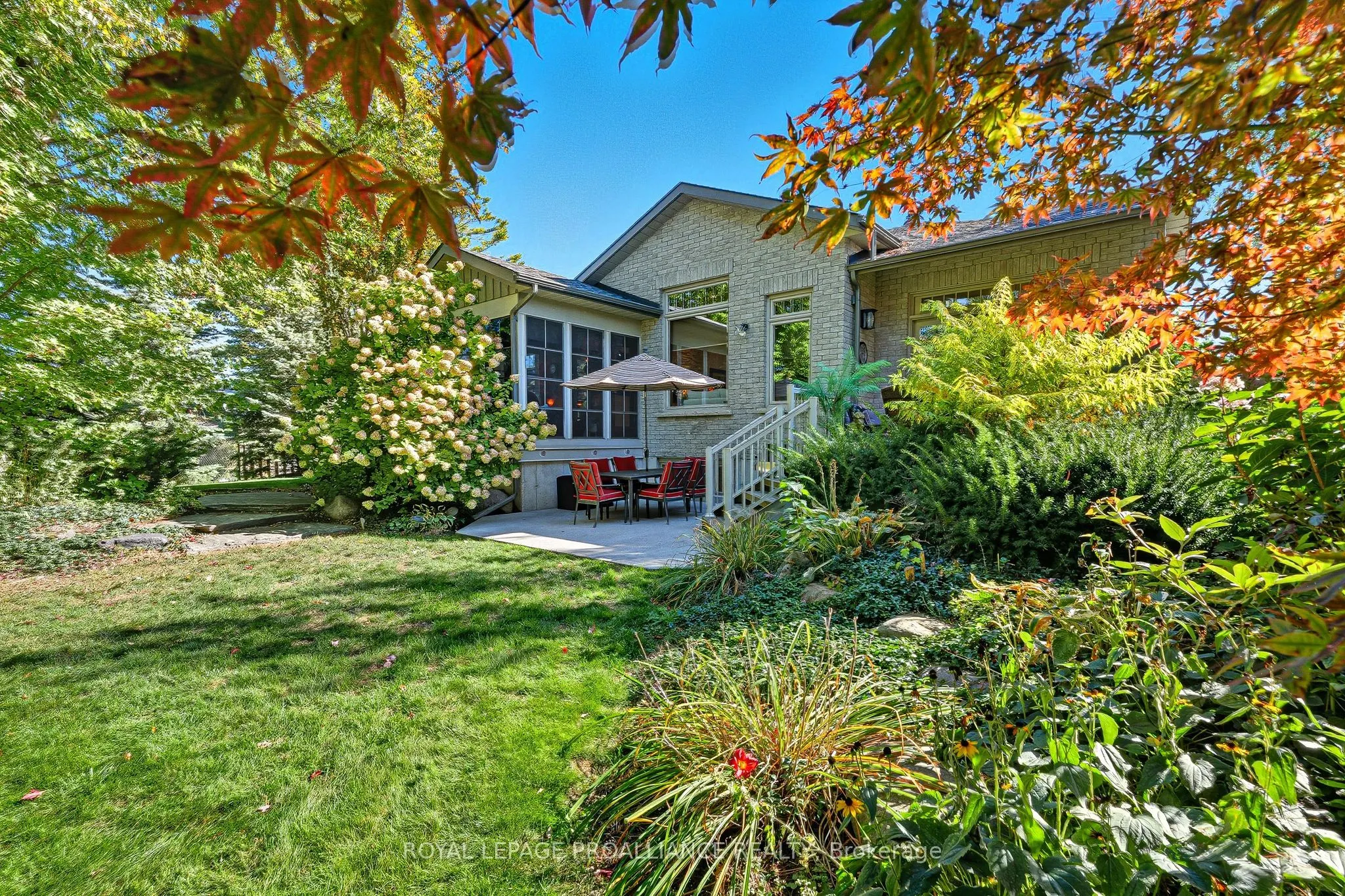 6 Birch Court
