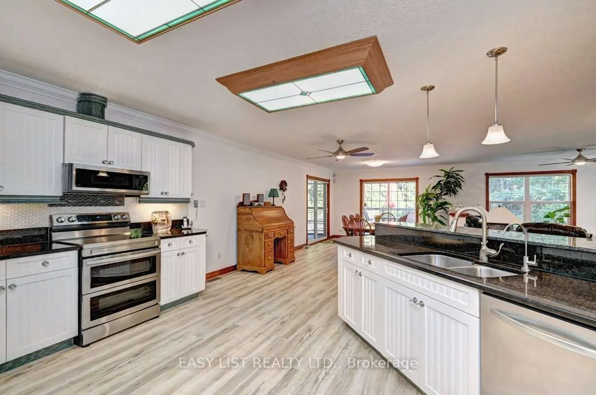 527 River Road