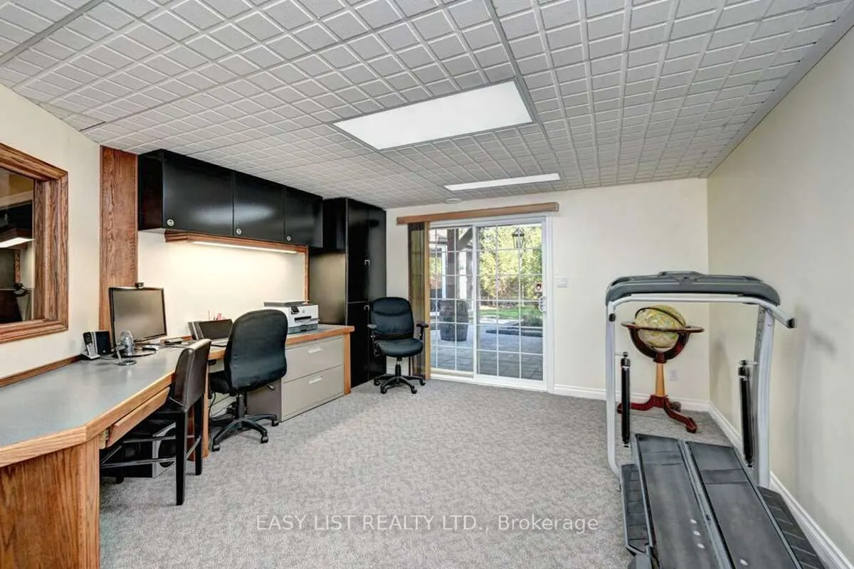 527 River Road