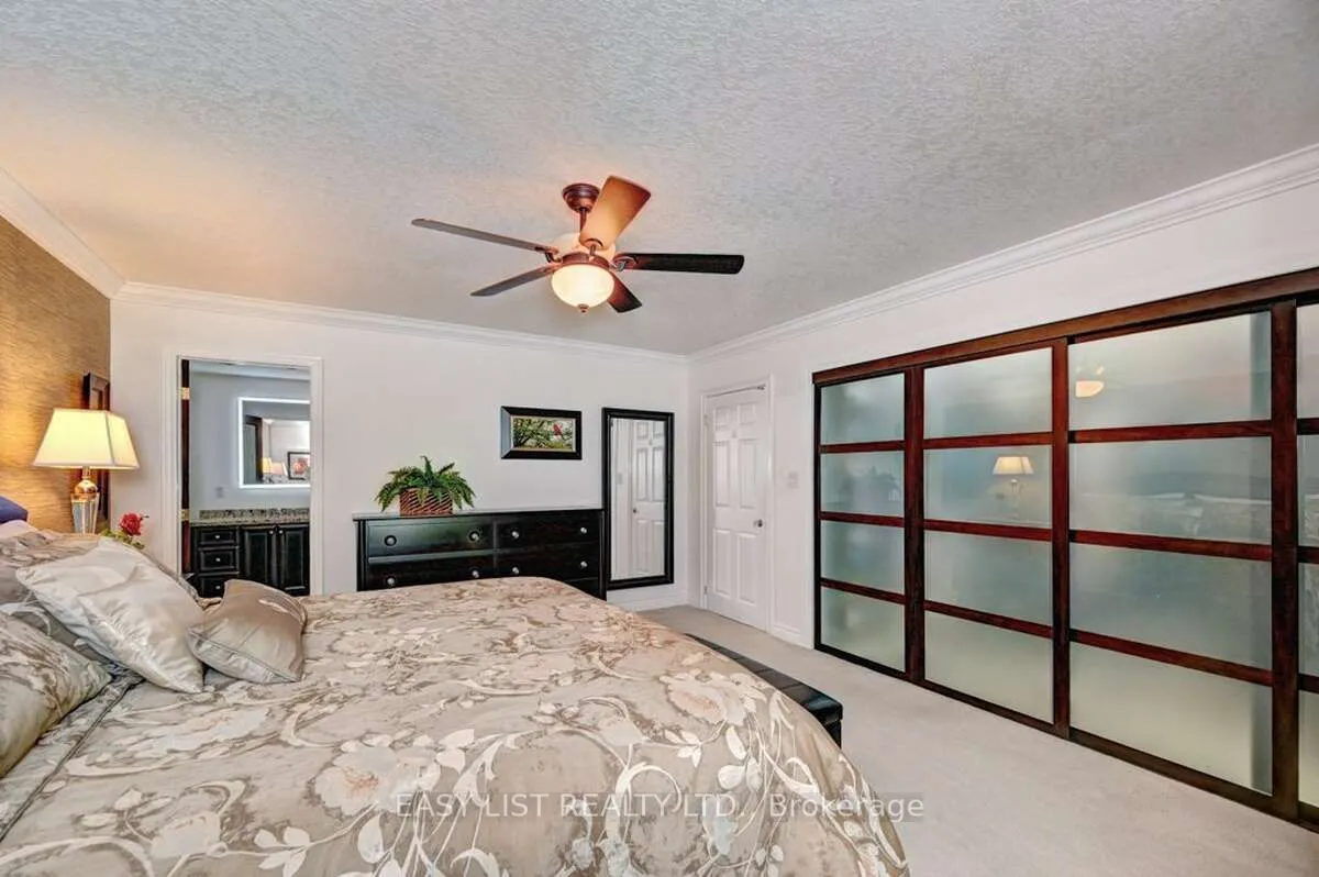 527 River Road