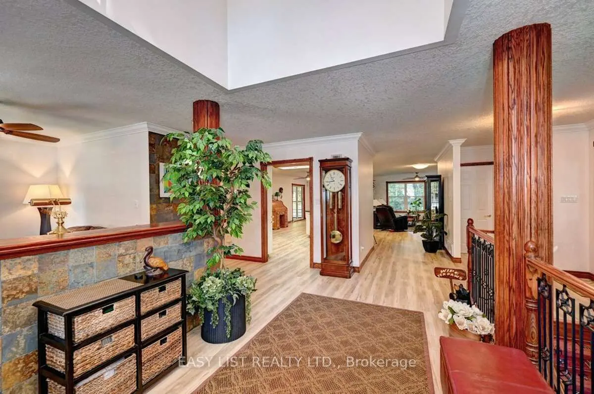 527 River Road