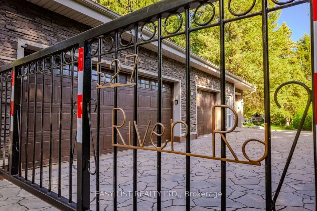 527 River Road