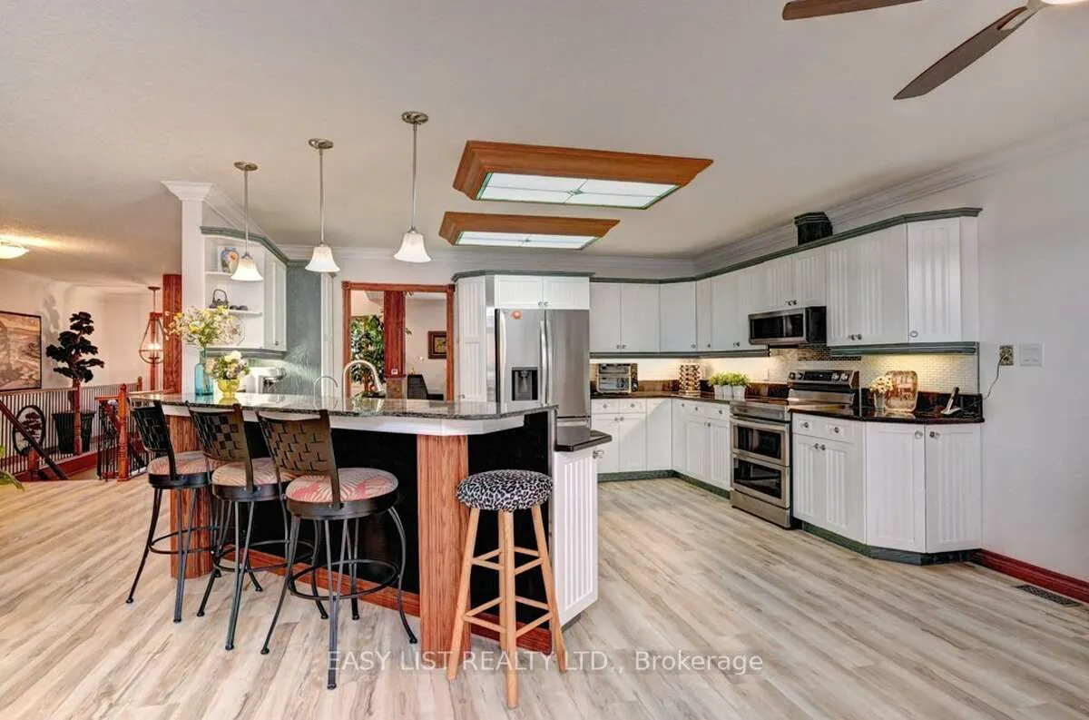527 River Road
