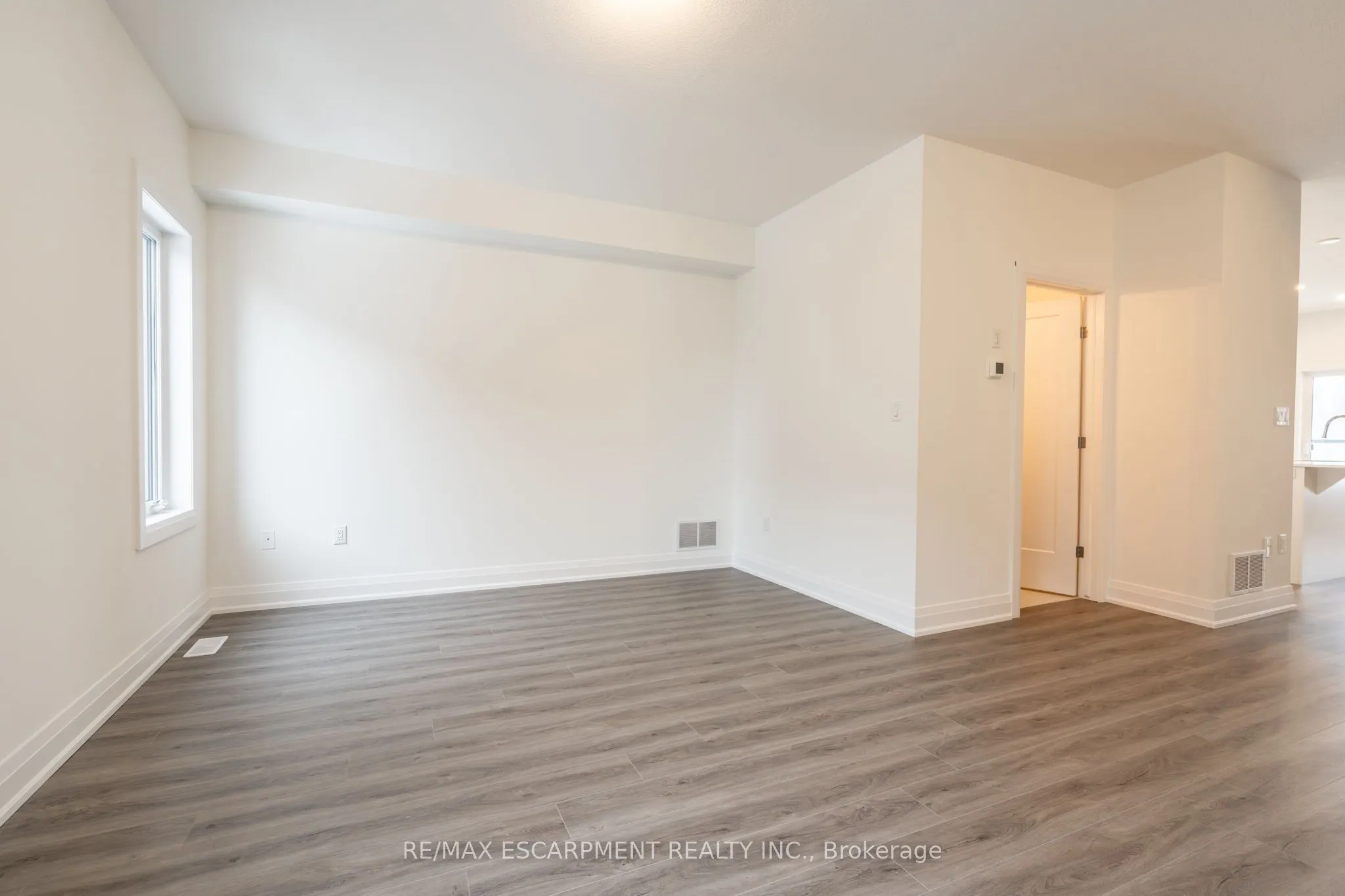 16 CLEAR VALLEY Lane