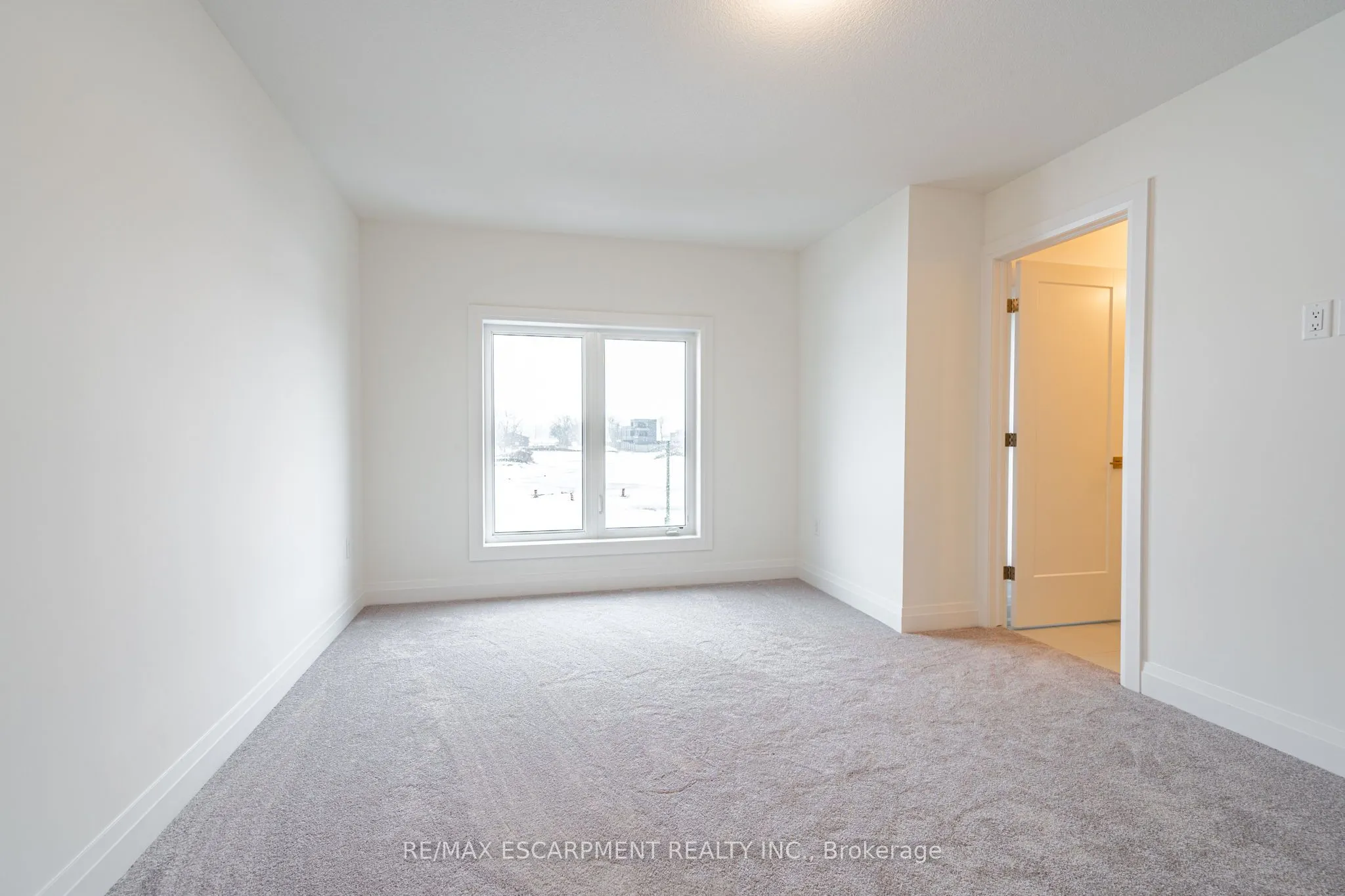 16 CLEAR VALLEY Lane
