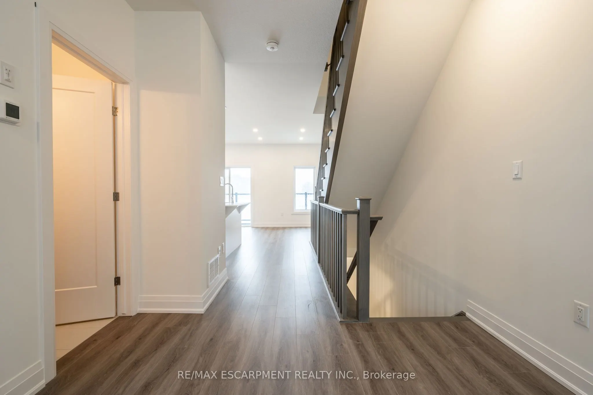 16 CLEAR VALLEY Lane