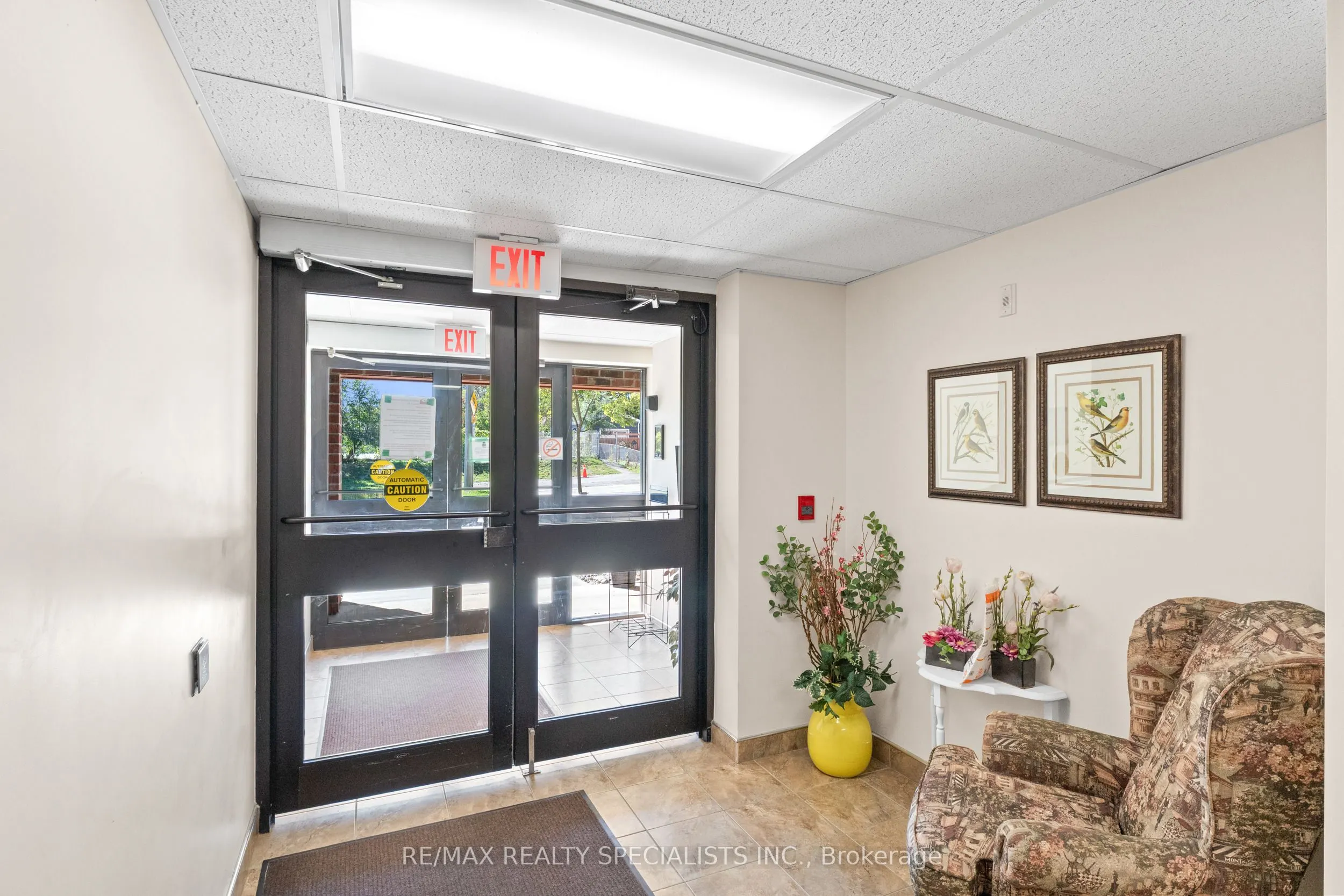 505 Margaret Street, #412