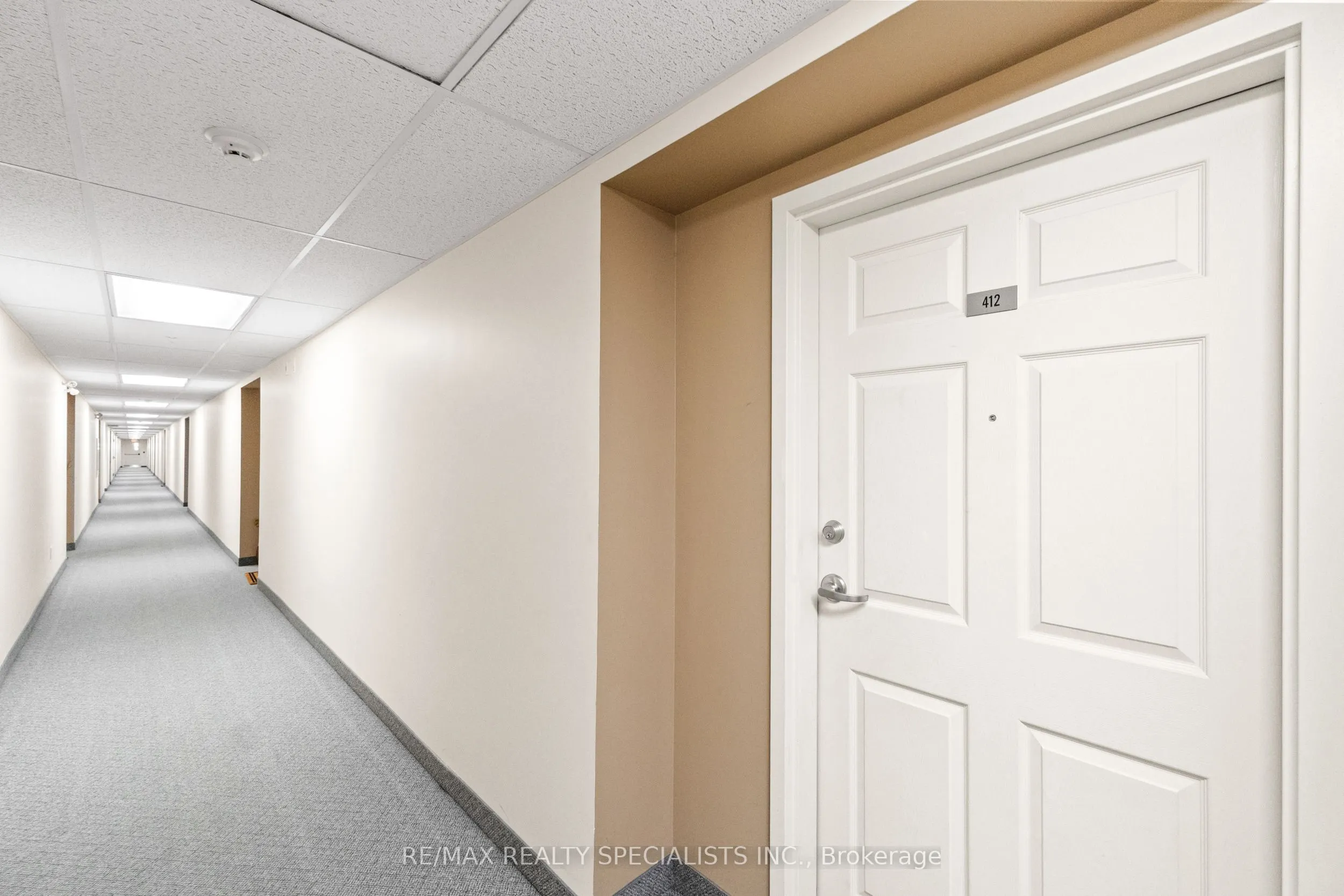 505 Margaret Street, #412