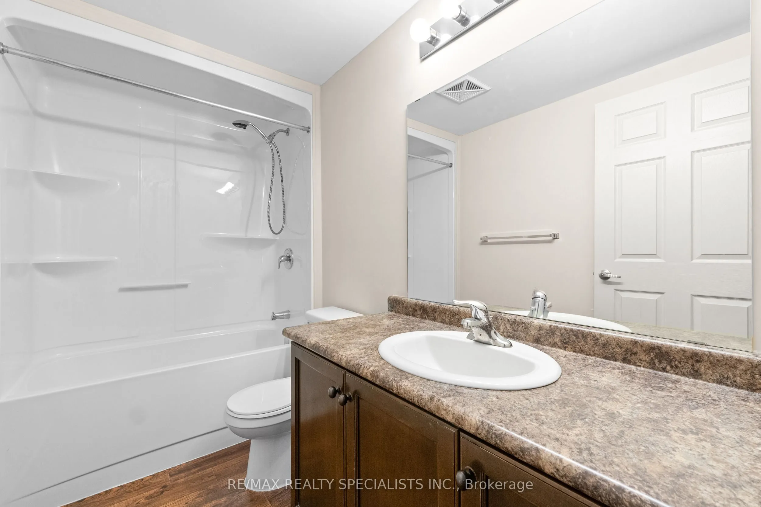 505 Margaret Street, #412