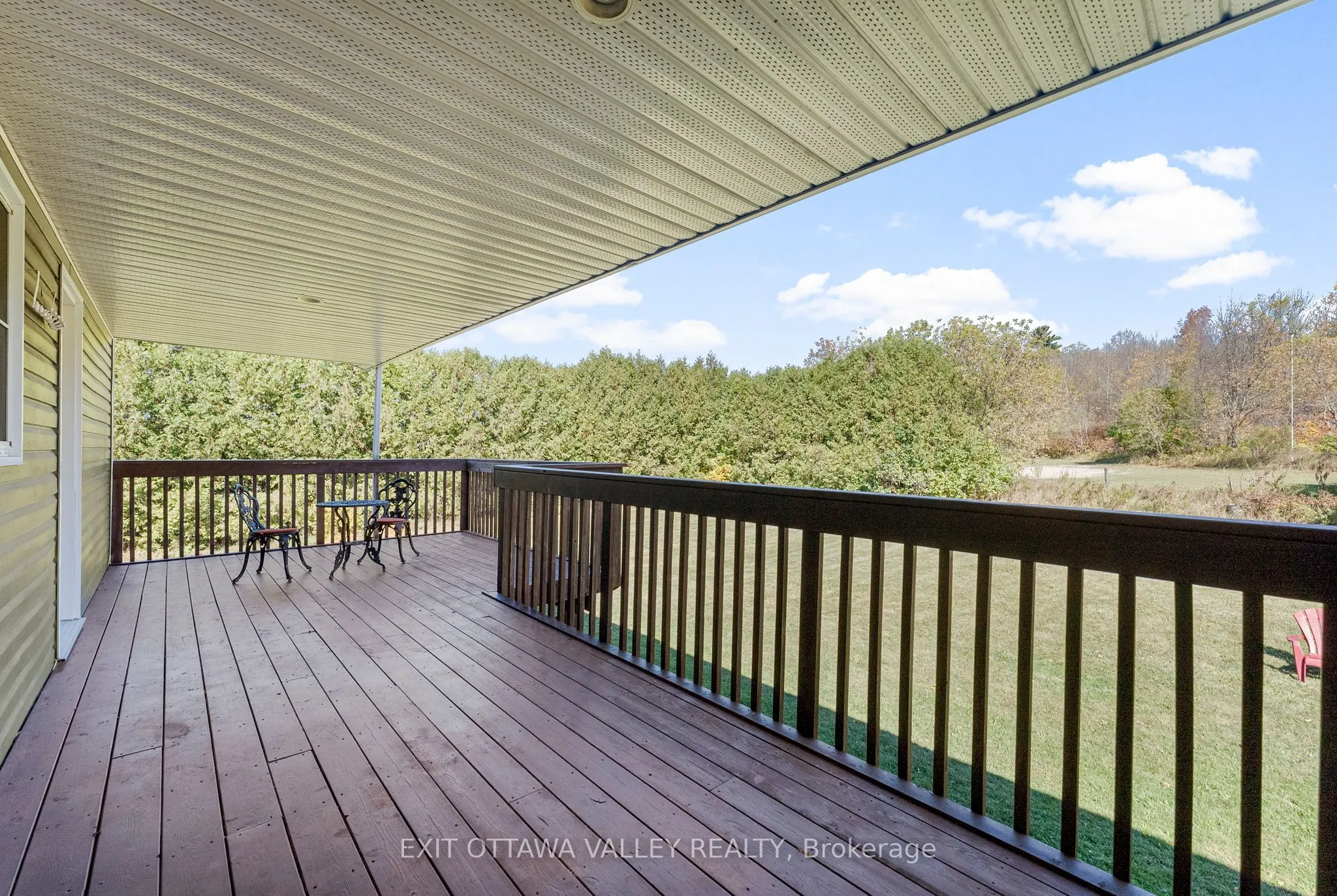 2155 Foresters Falls Road