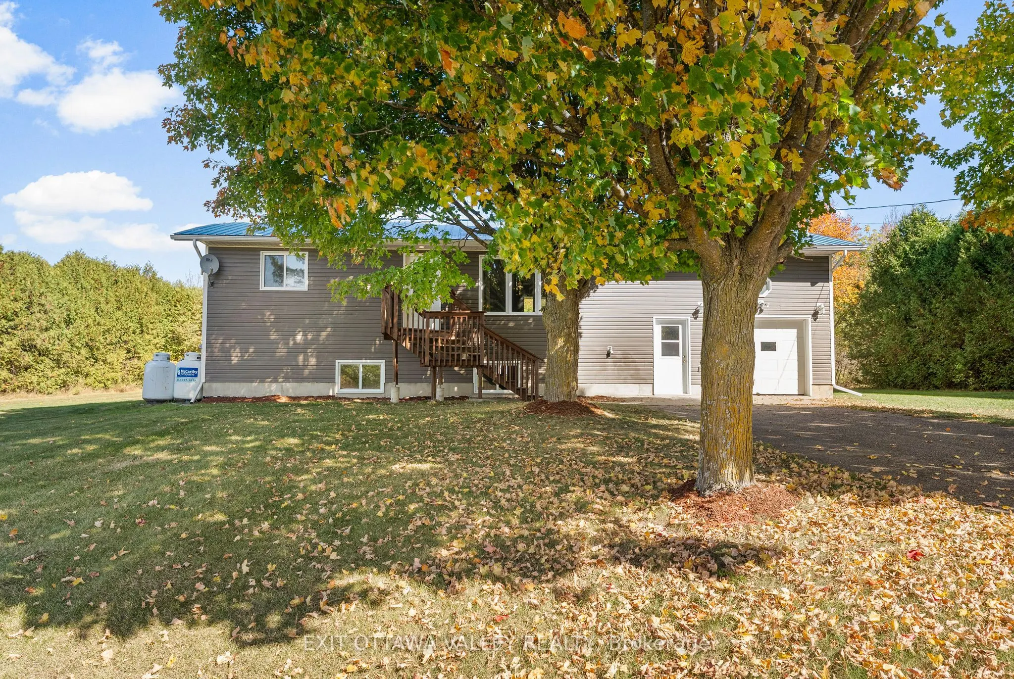 2155 Foresters Falls Road