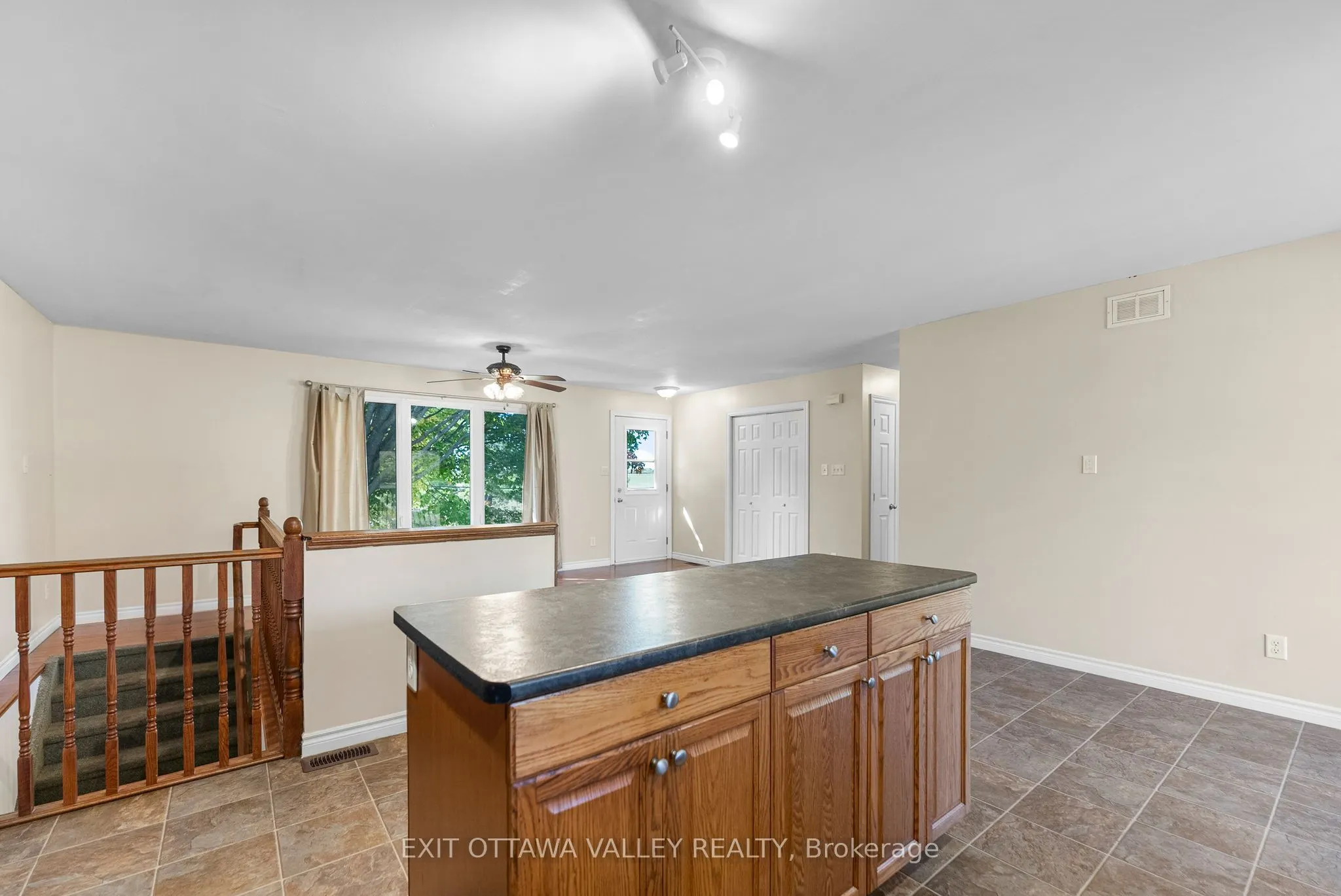 2155 Foresters Falls Road