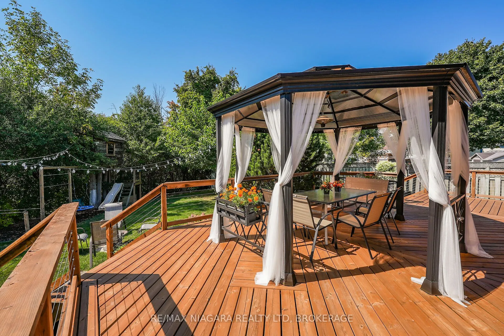 5 Lucerne Place