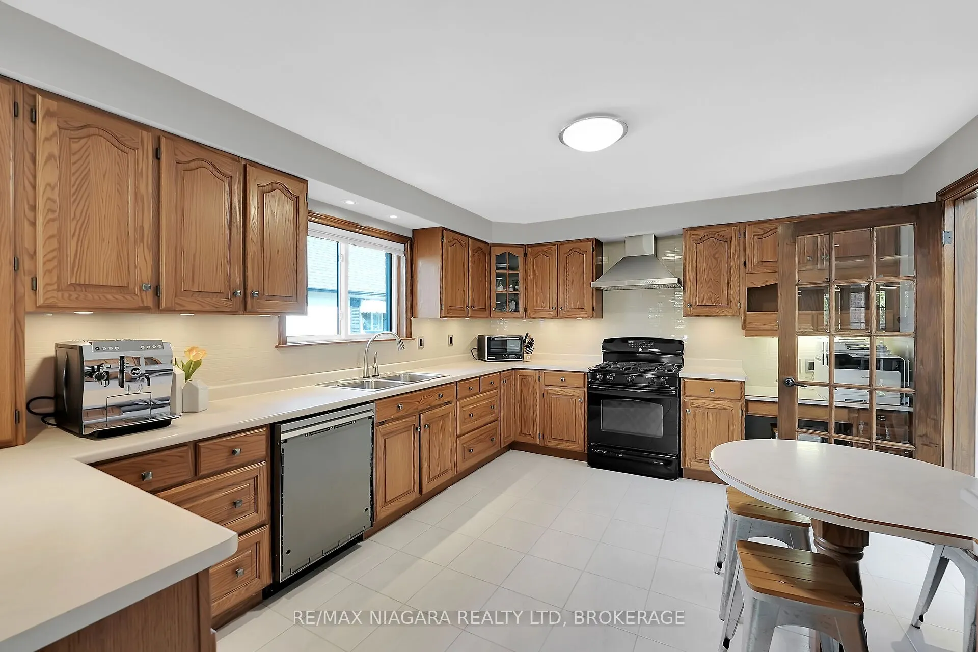 5 Lucerne Place