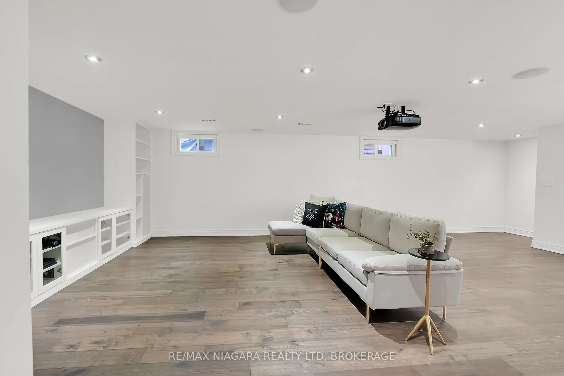 5 Lucerne Place