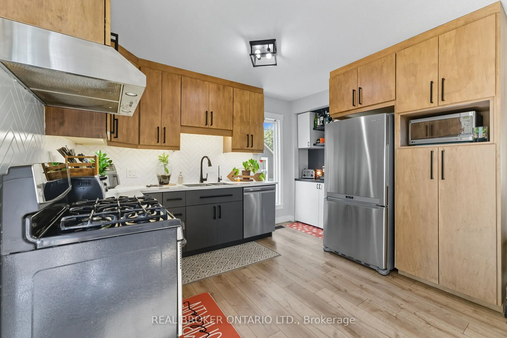 100 La Salette Road
