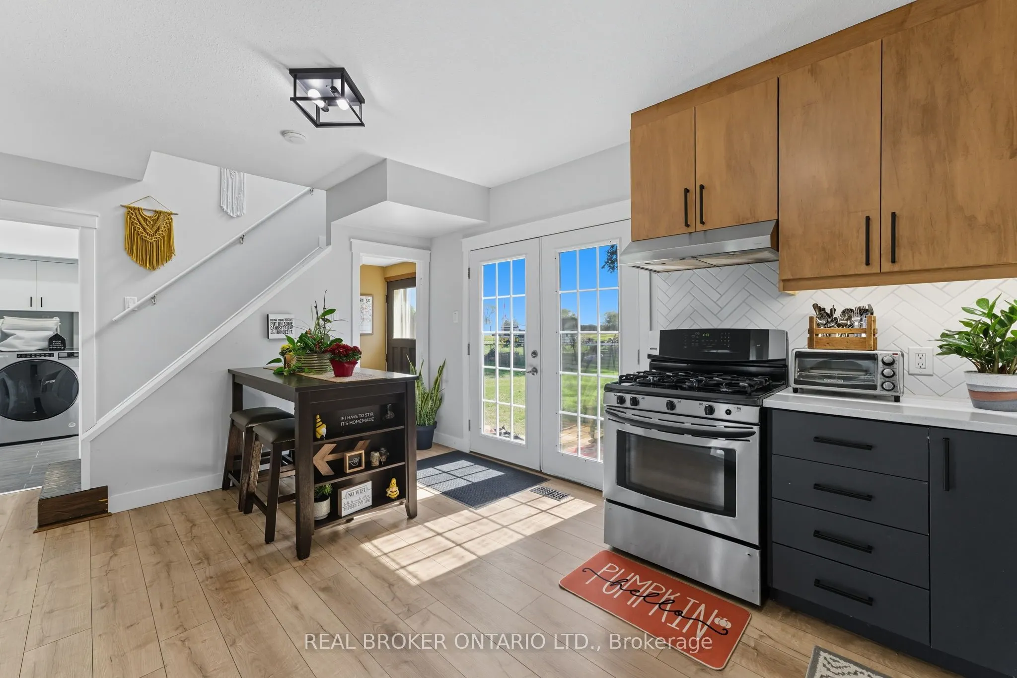 100 La Salette Road