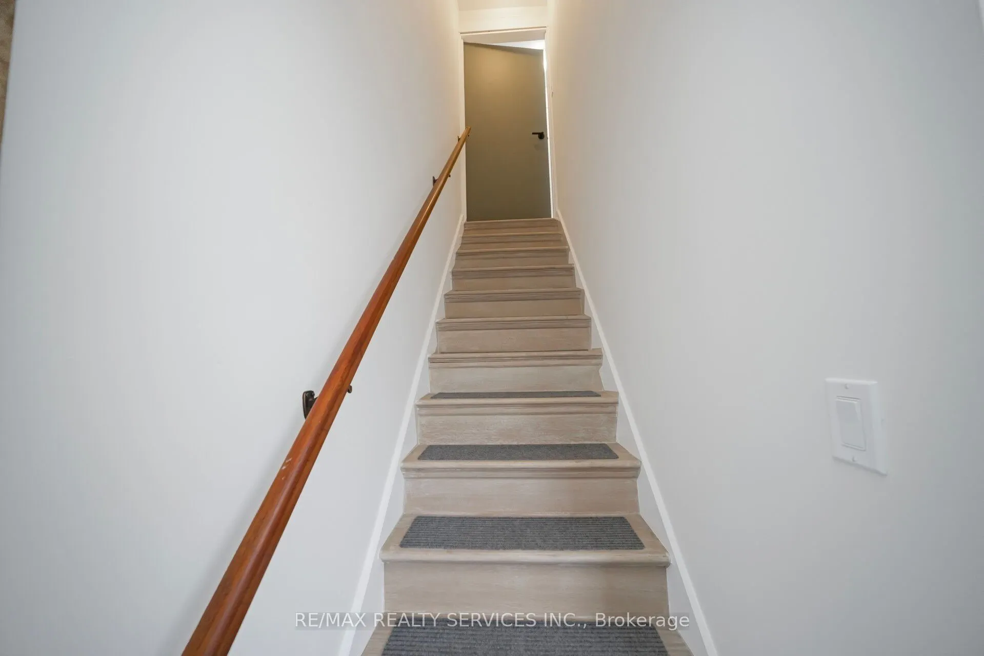 476 Prospect Avenue