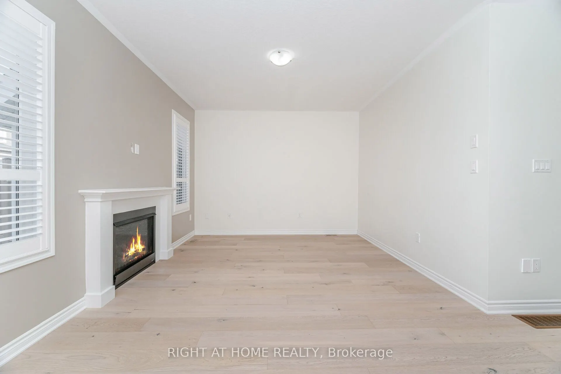 28 Pickett Place