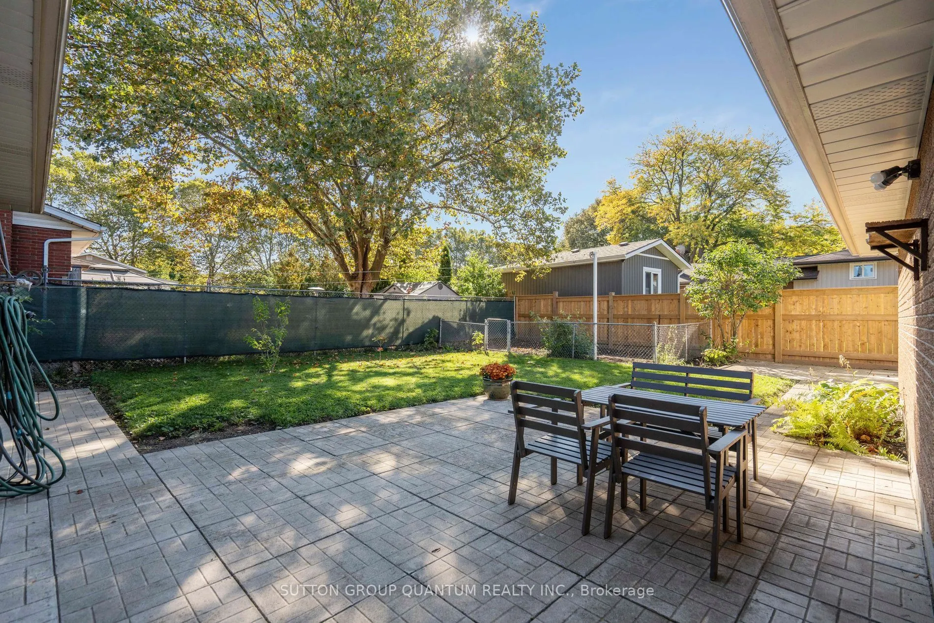 8 BERMUDA Drive