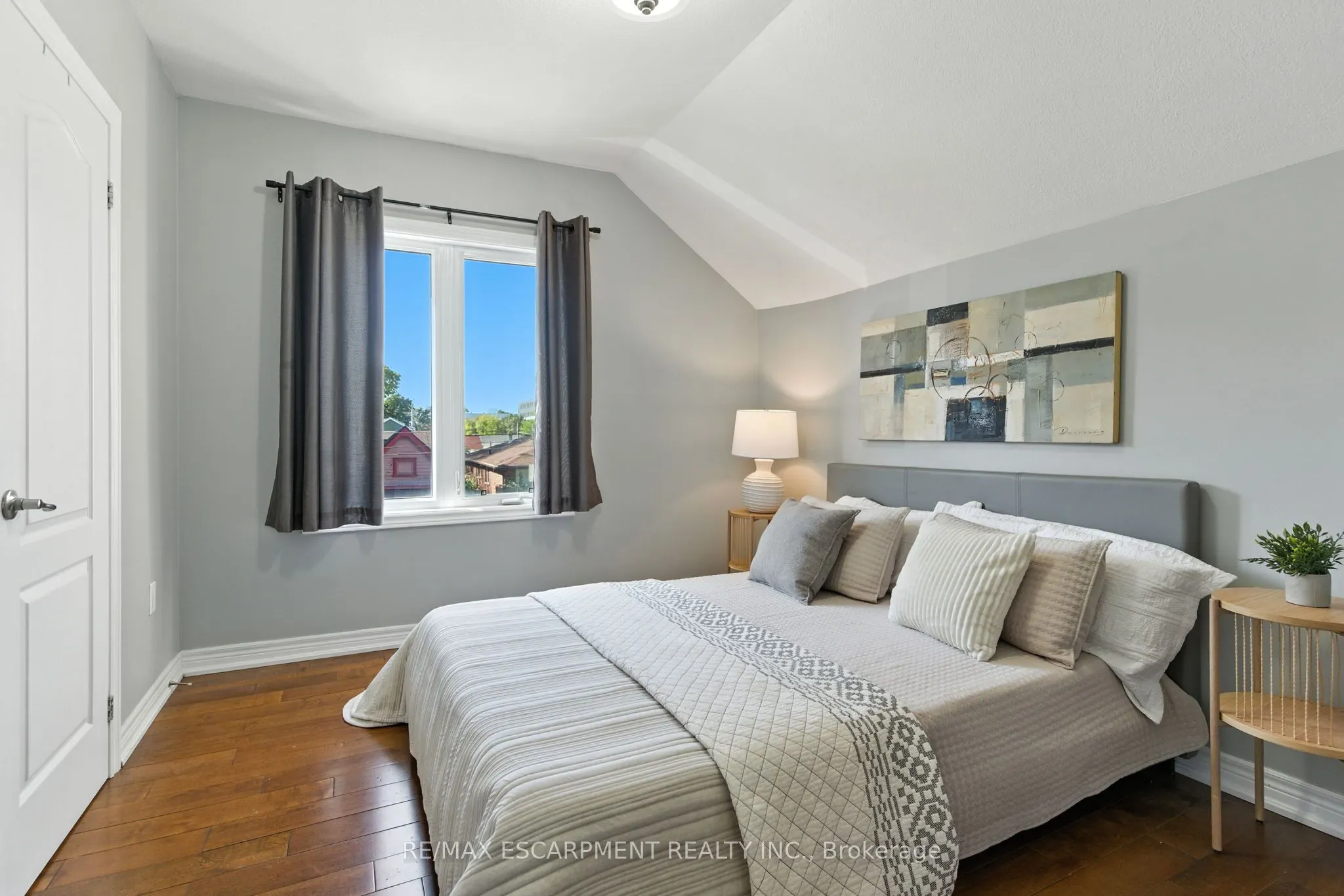 78 OAK Avenue
