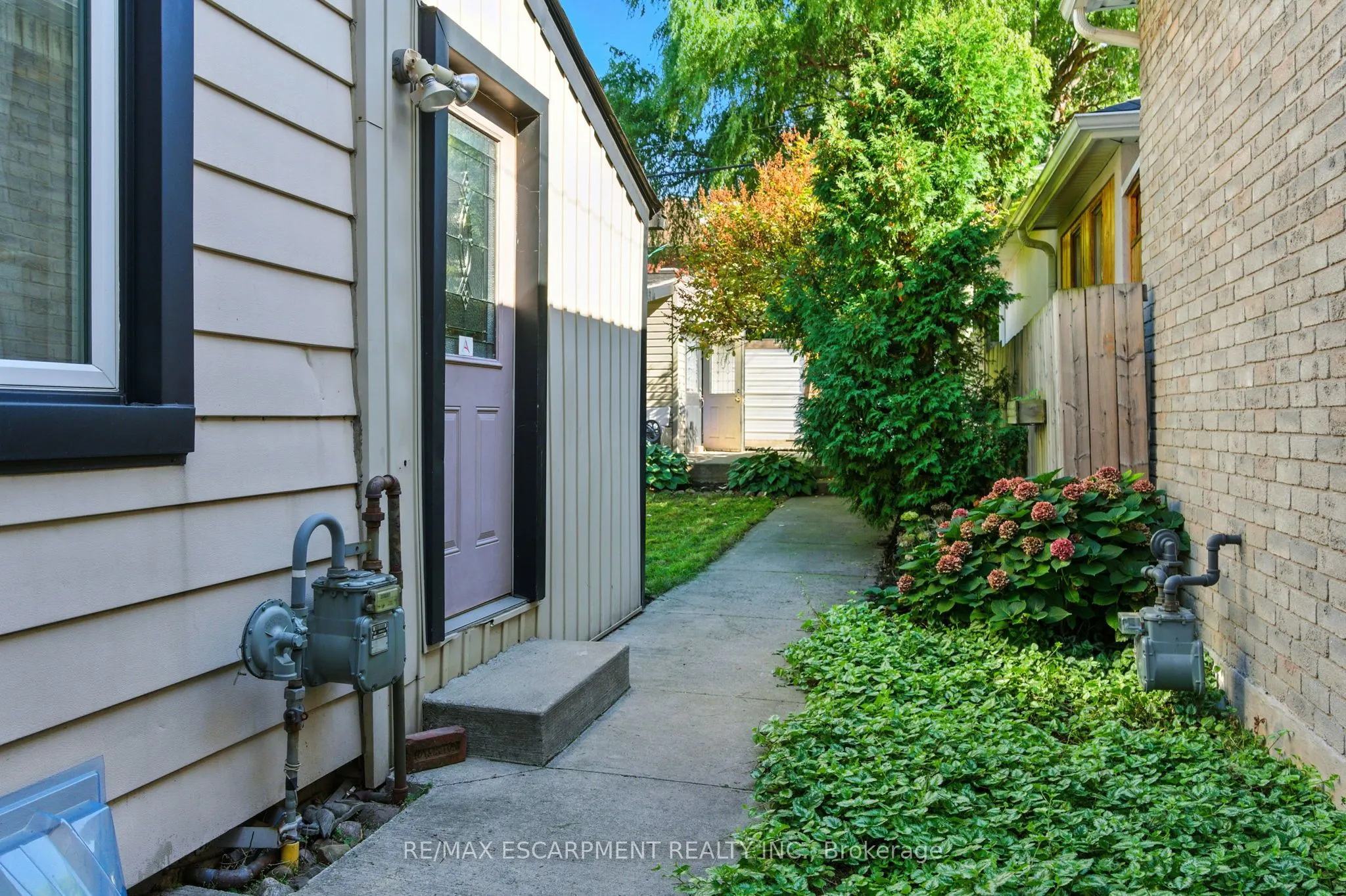 78 OAK Avenue