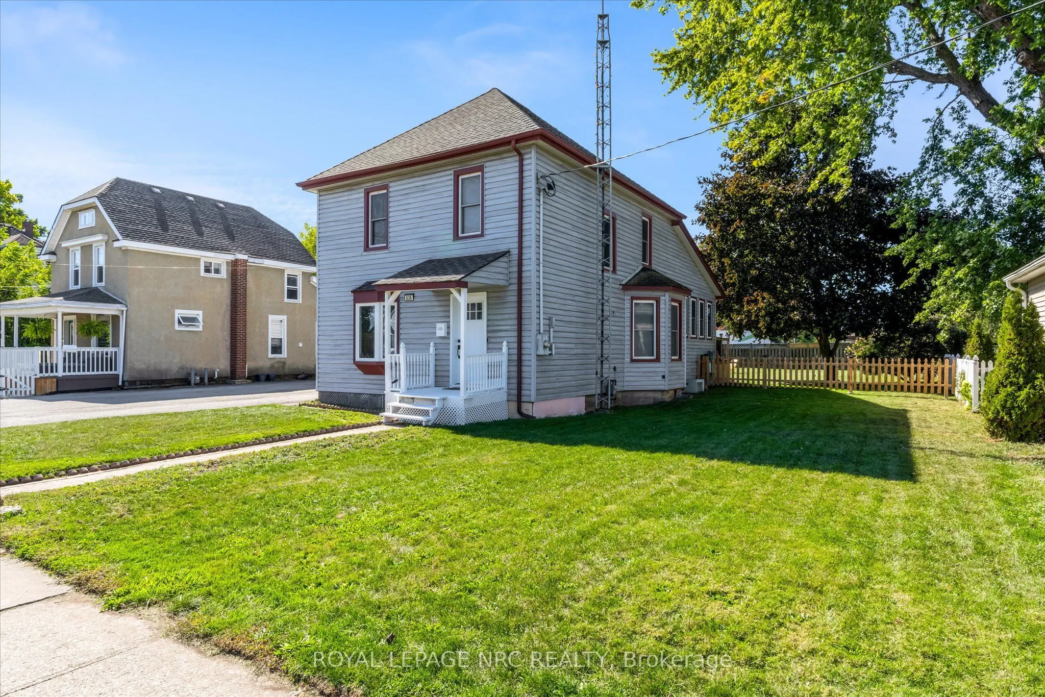 636 Elm Street