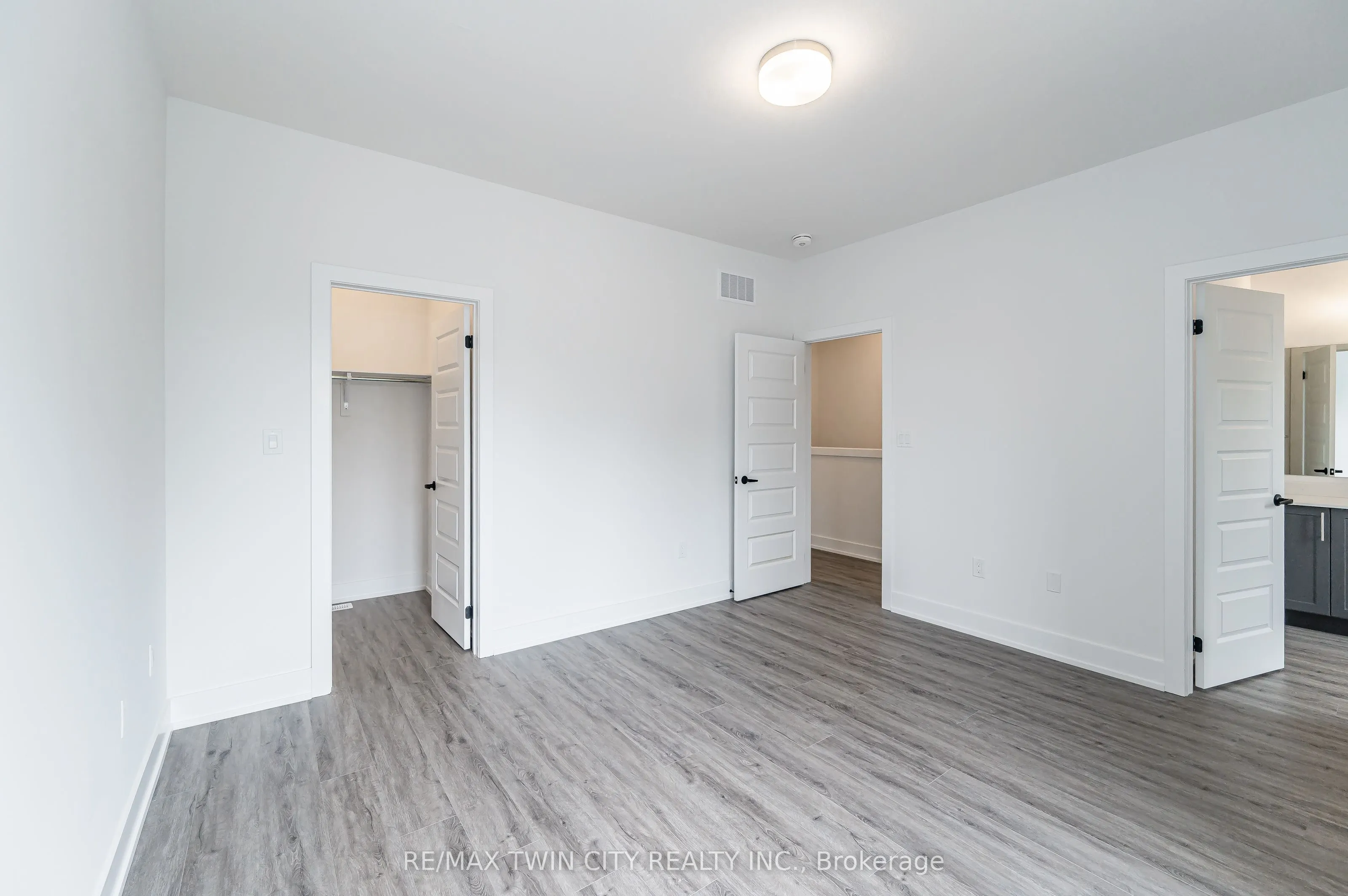 99 Roger Street, #8