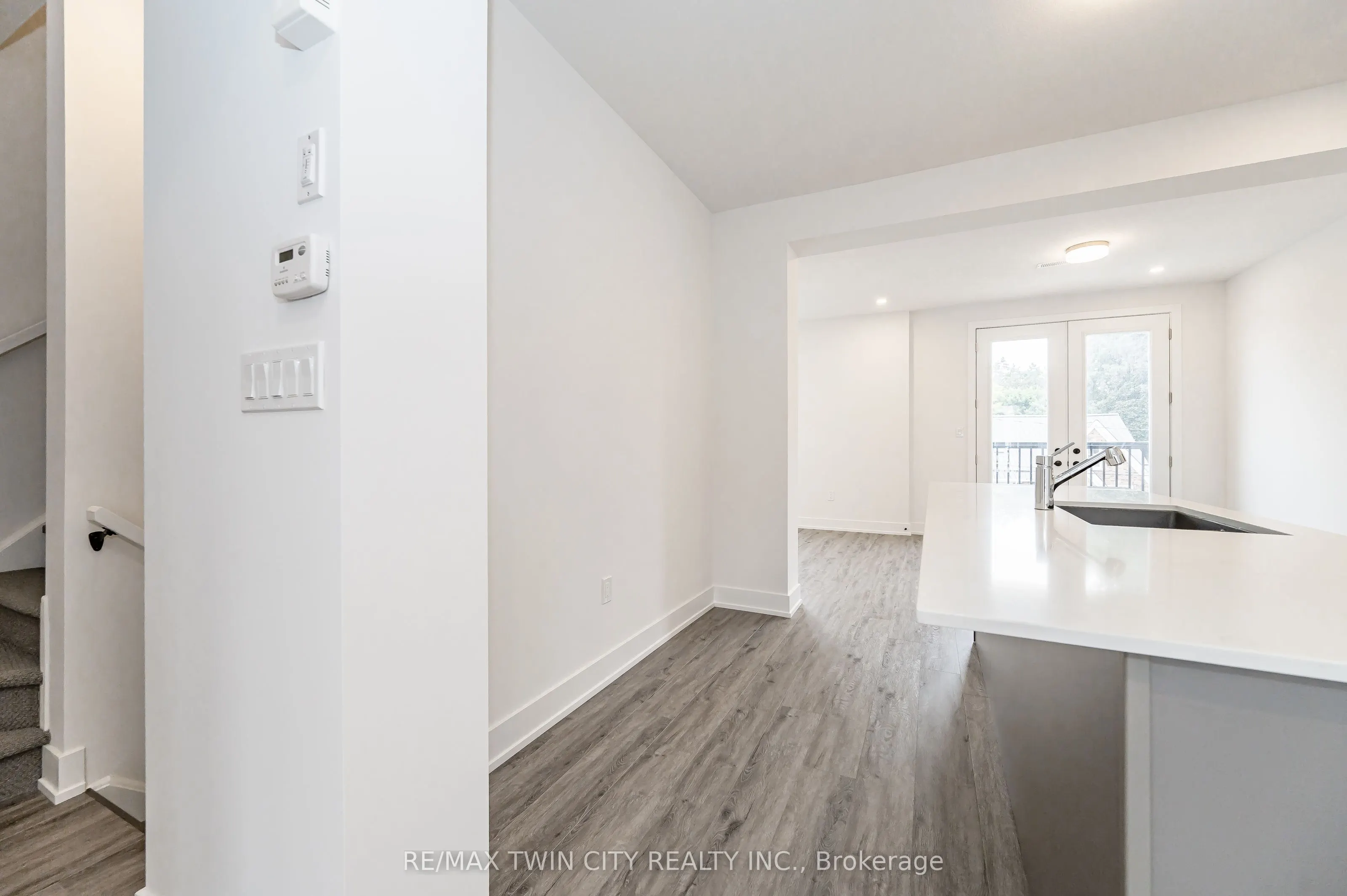 99 Roger Street, #8