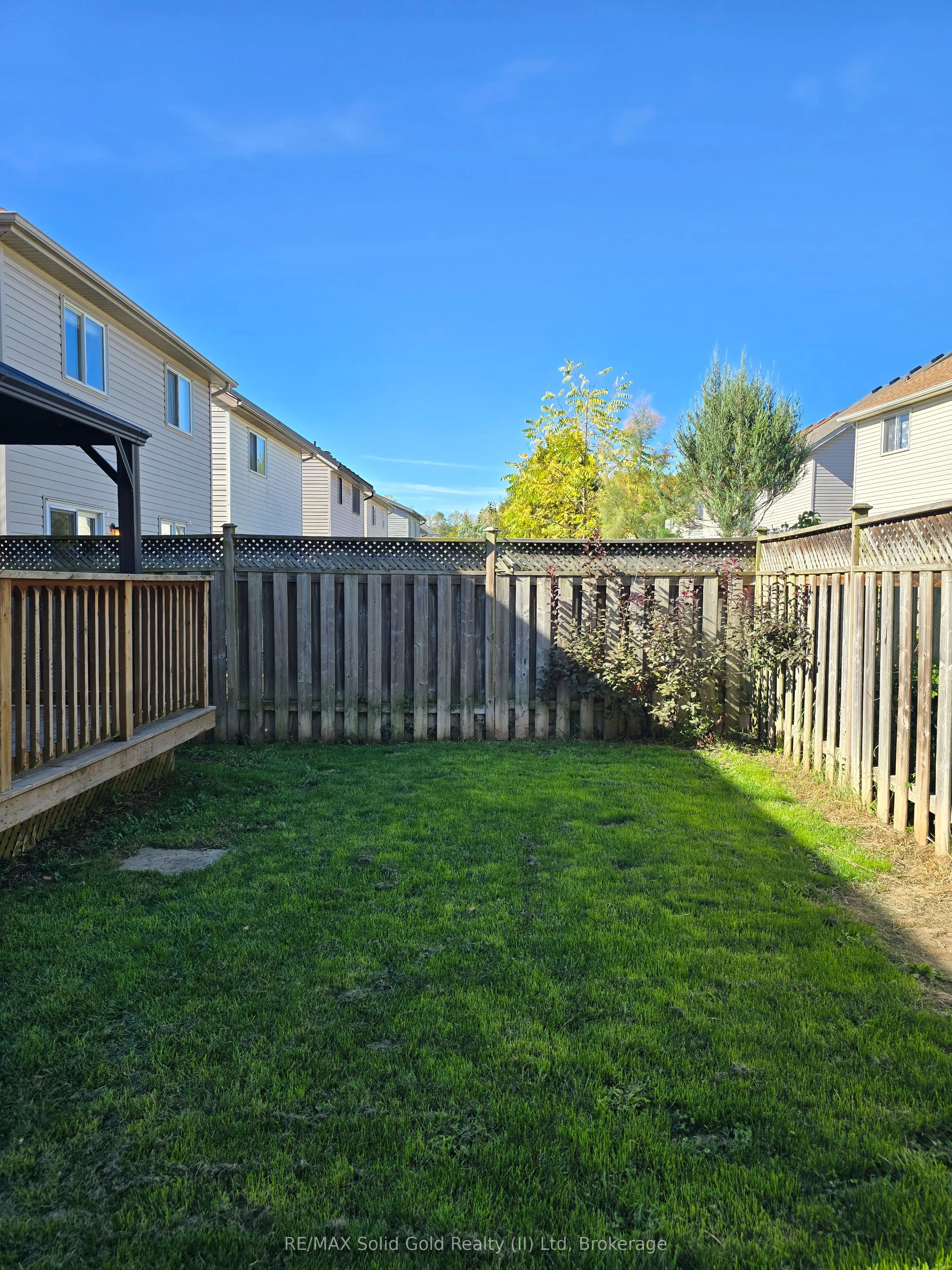 70 Dahlia Street