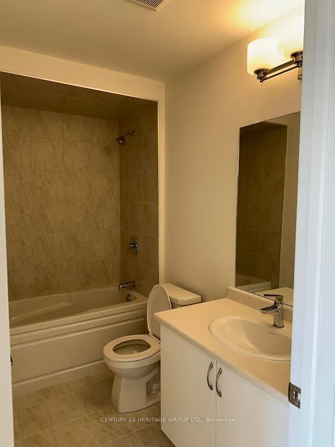 620 Colborne Street W, #2